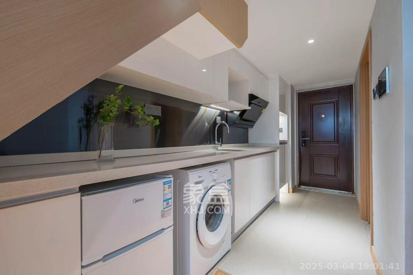 阳光城檀悦 2室1厅1卫 3300.0元/月 阳光城檀悦 2室1厅1卫 3300.0元/月室内图