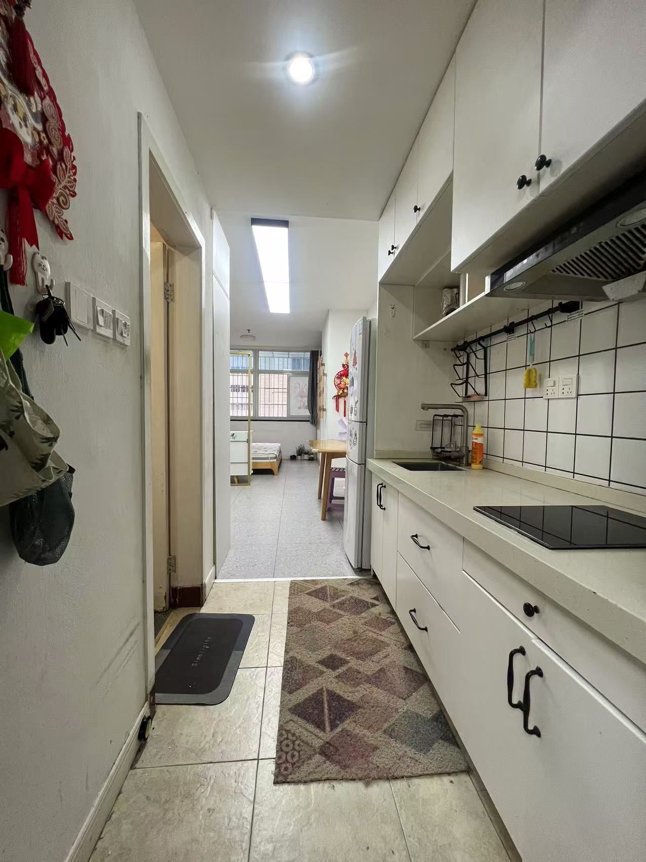 金茂大厦 1室1厅1卫 54.0万 金茂大厦 1室1厅1卫 54.0万客厅