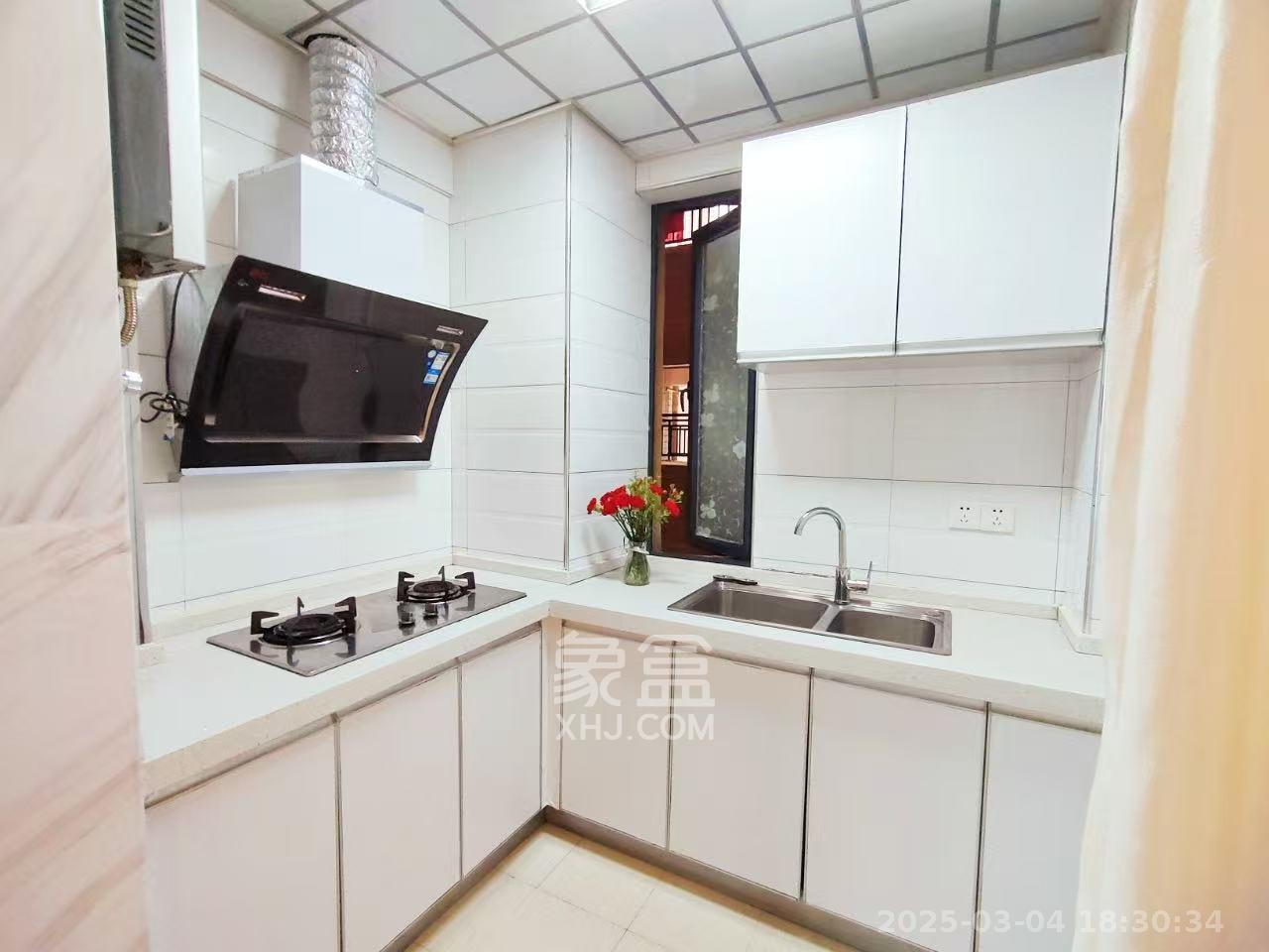 凯通国际城(凯通朝庭) 2室2厅1卫 3780.0元/月 凯通国际城(凯通朝庭) 2室2厅1卫 3780.0元/月室内图