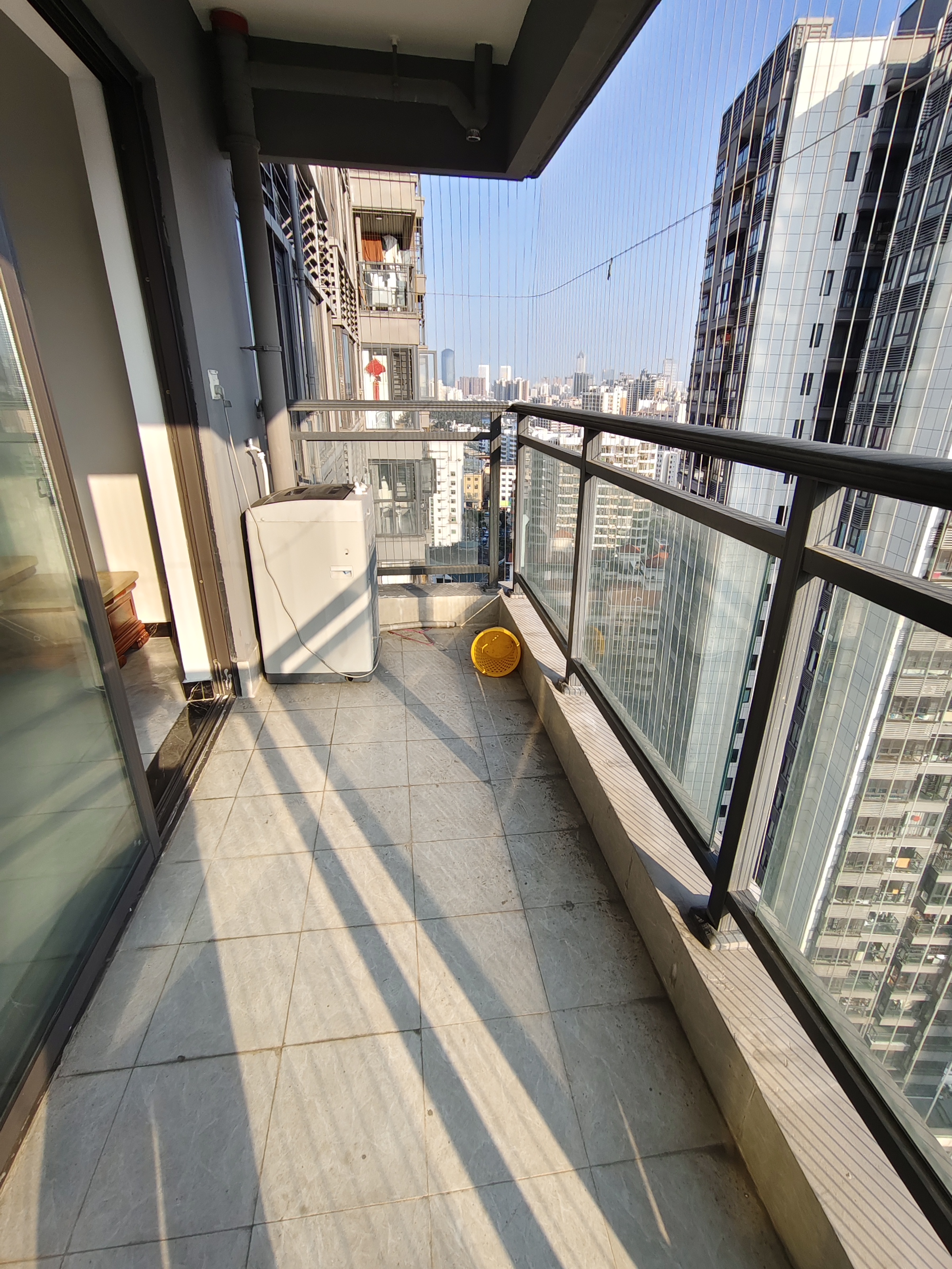 坡博家园三区 4室2厅2卫 3200.0元/月 坡博家园三区 4室2厅2卫 3200.0元/月室内图