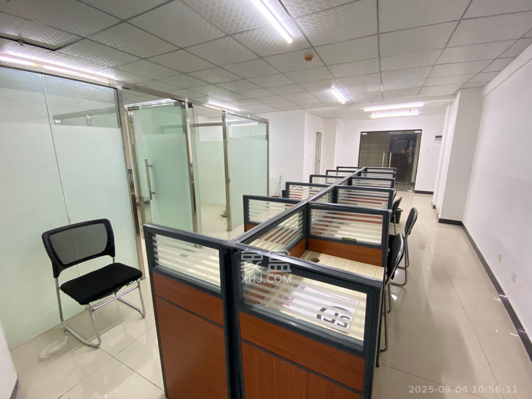 高升时代广场(冠铭商务中心) 1室1厅1卫 3500.0元/月 高升时代广场(冠铭商务中心) 1室1厅1卫 3500.0元/月室内图