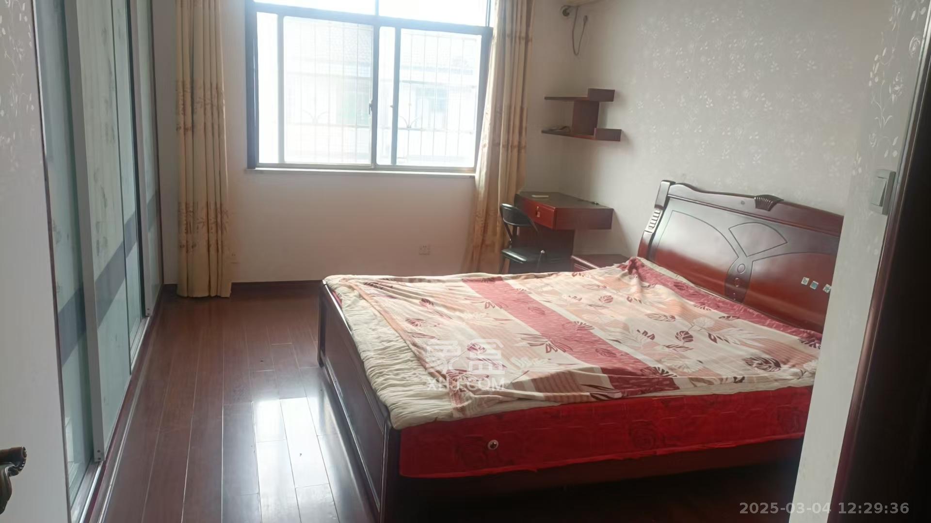 兴隆小区  1室0厅0卫   1500.00元/月室内图