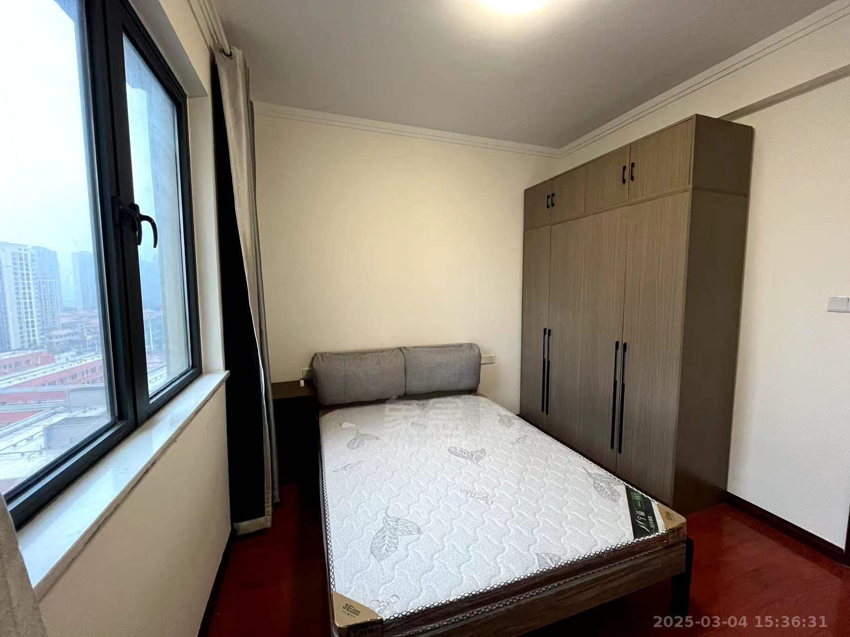 中建玥熙台 4室2厅2卫 2300.0元/月 中建玥熙台 4室2厅2卫 2300.0元/月室内图