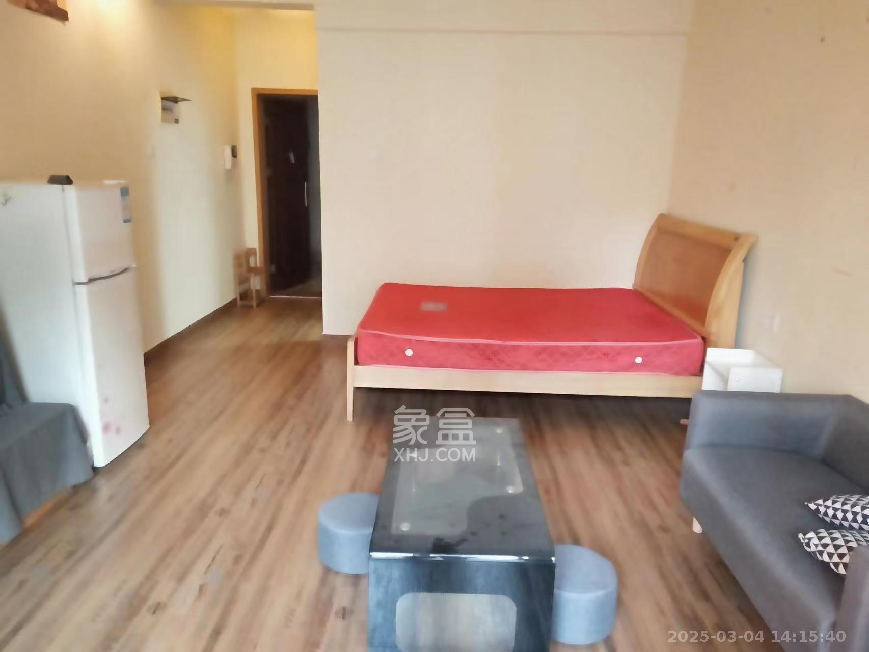 巢之恋 1室0厅1卫 1400.0元/月 巢之恋 1室0厅1卫 1400.0元/月室内图