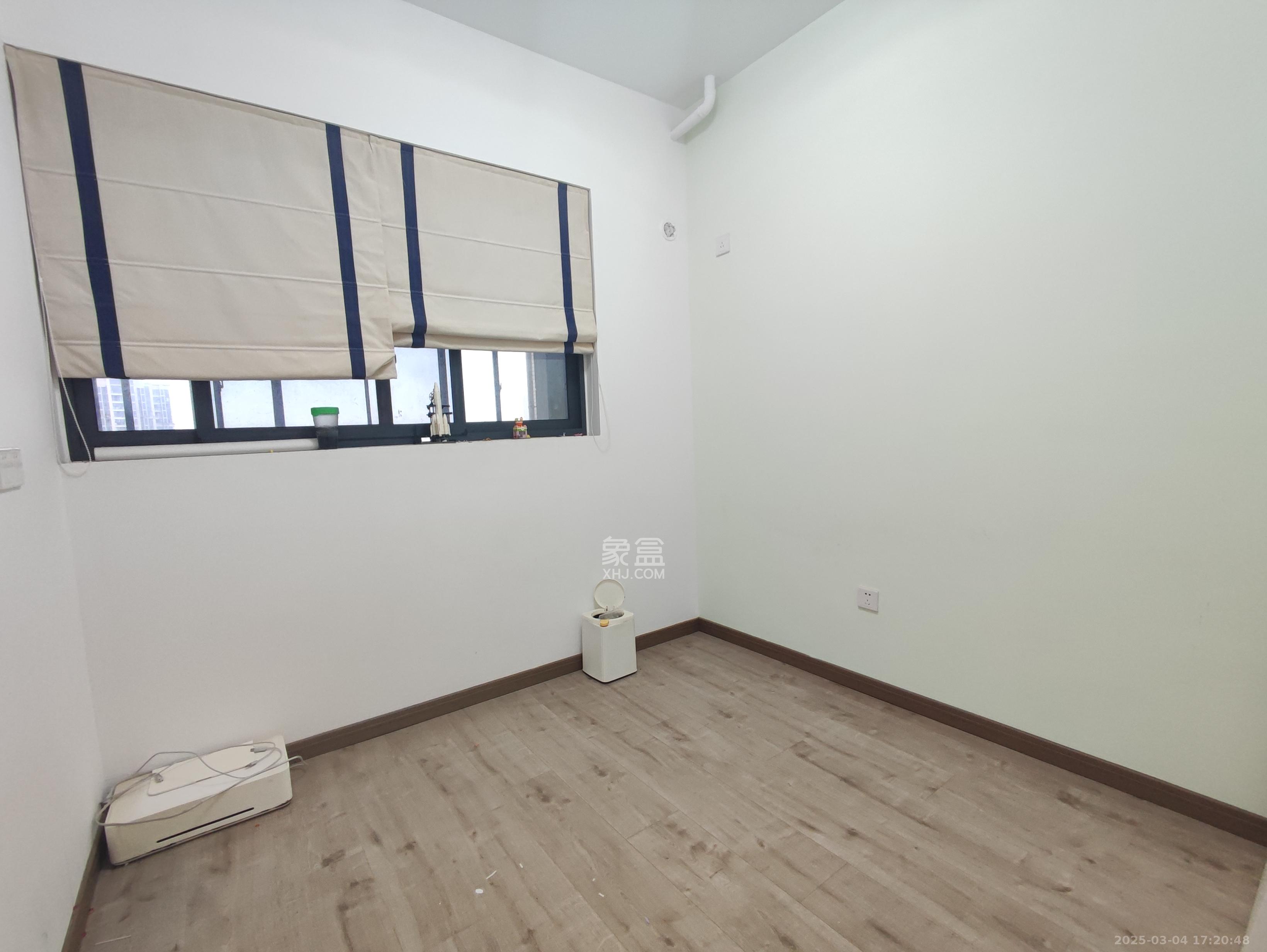 五矿沁园金城(春和景园) 3室2厅1卫 2200.0元/月 五矿沁园金城(春和景园) 3室2厅1卫 2200.0元/月室内图