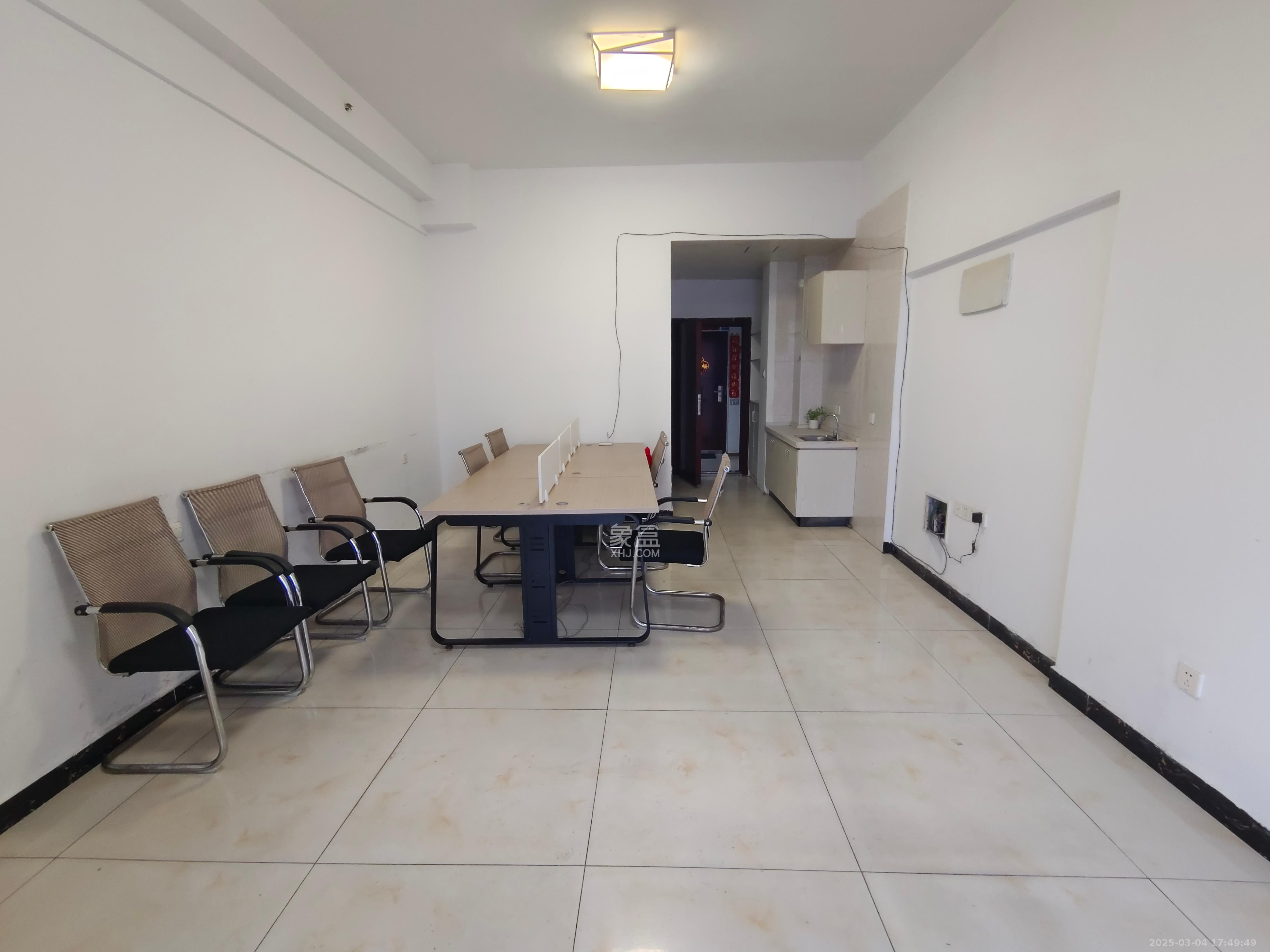 奥克斯缔壹城 1室1厅1卫 1300.0元/月 奥克斯缔壹城 1室1厅1卫 1300.0元/月室内图