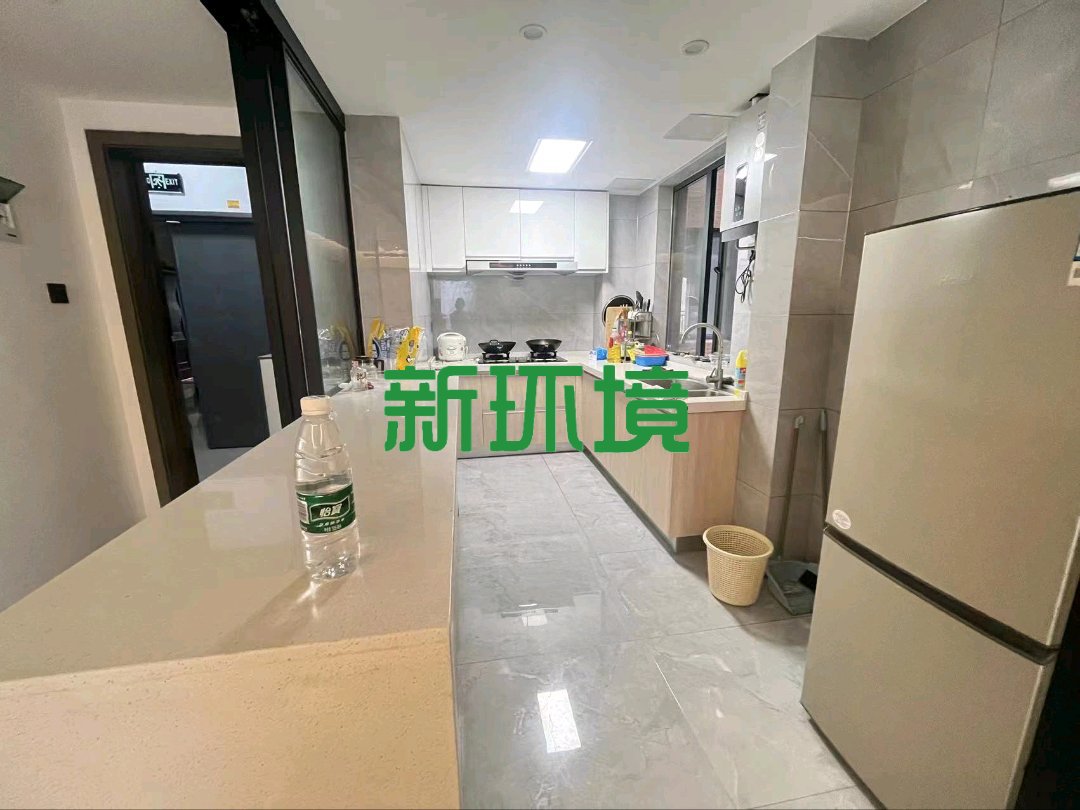 盛达佳苑  3室2厅2卫   64.80万客厅