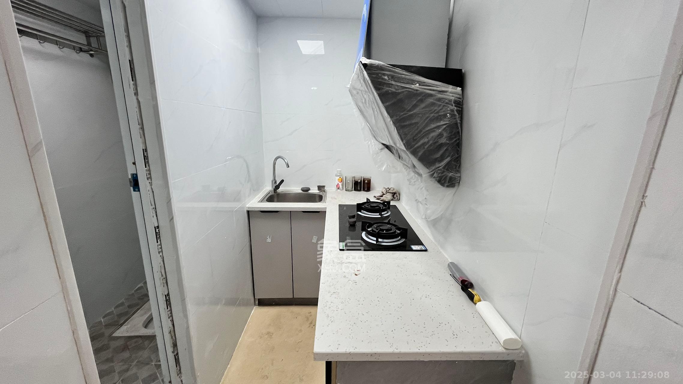 御湖国际 2室1厅1卫 1600.0元/月 御湖国际 2室1厅1卫 1600.0元/月室内图