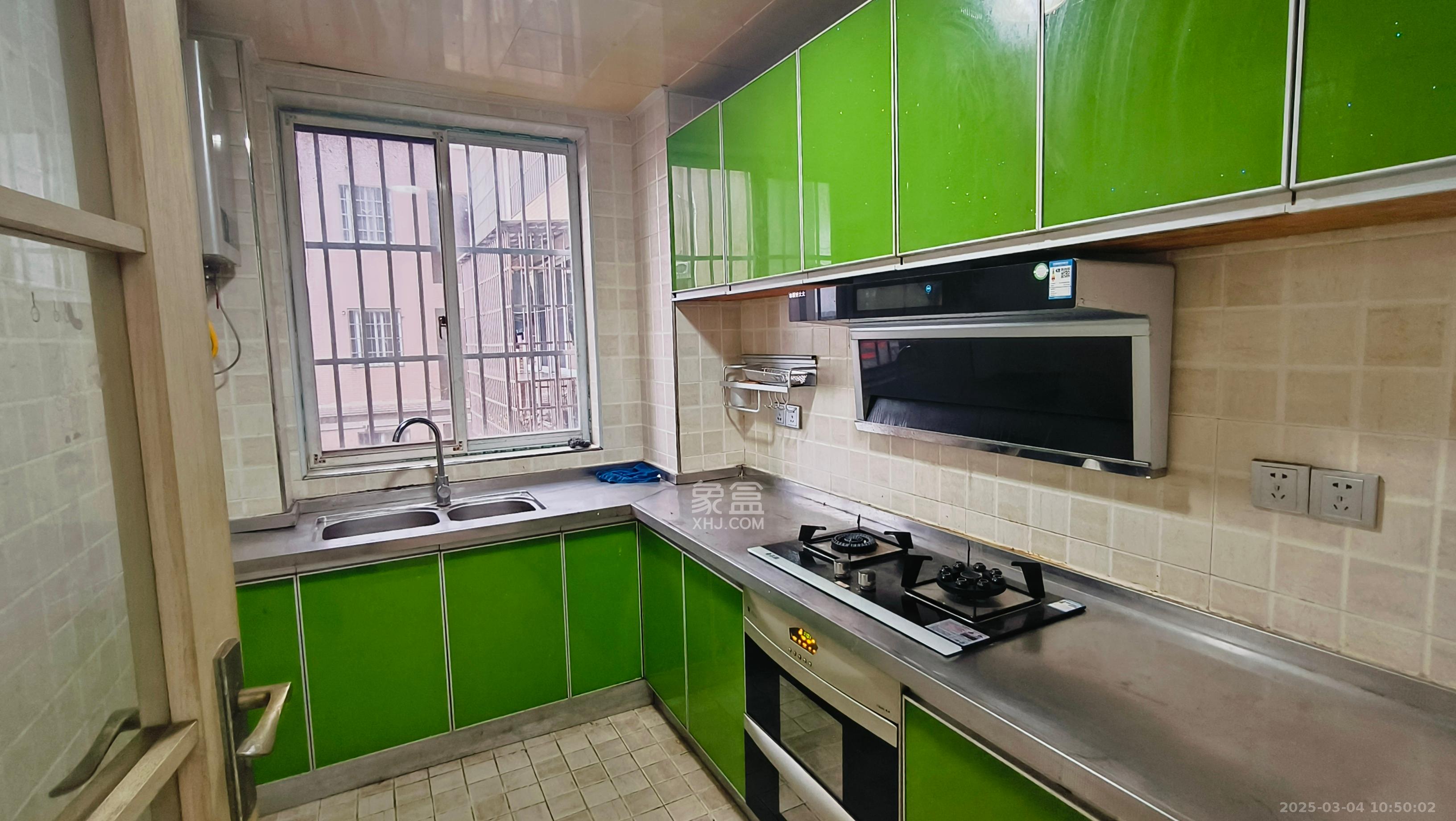 高林金三华邸 2室1厅1卫 1500.0元/月 高林金三华邸 2室1厅1卫 1500.0元/月室内图