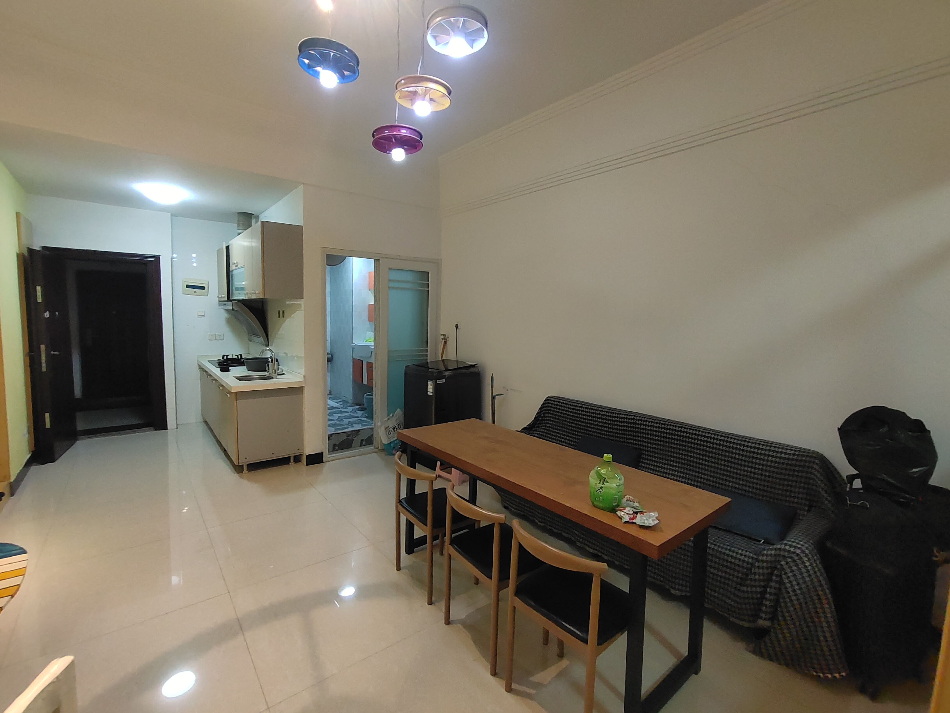 维港十字街 1室1厅1卫 1000.0元/月 维港十字街 1室1厅1卫 1000.0元/月室内图