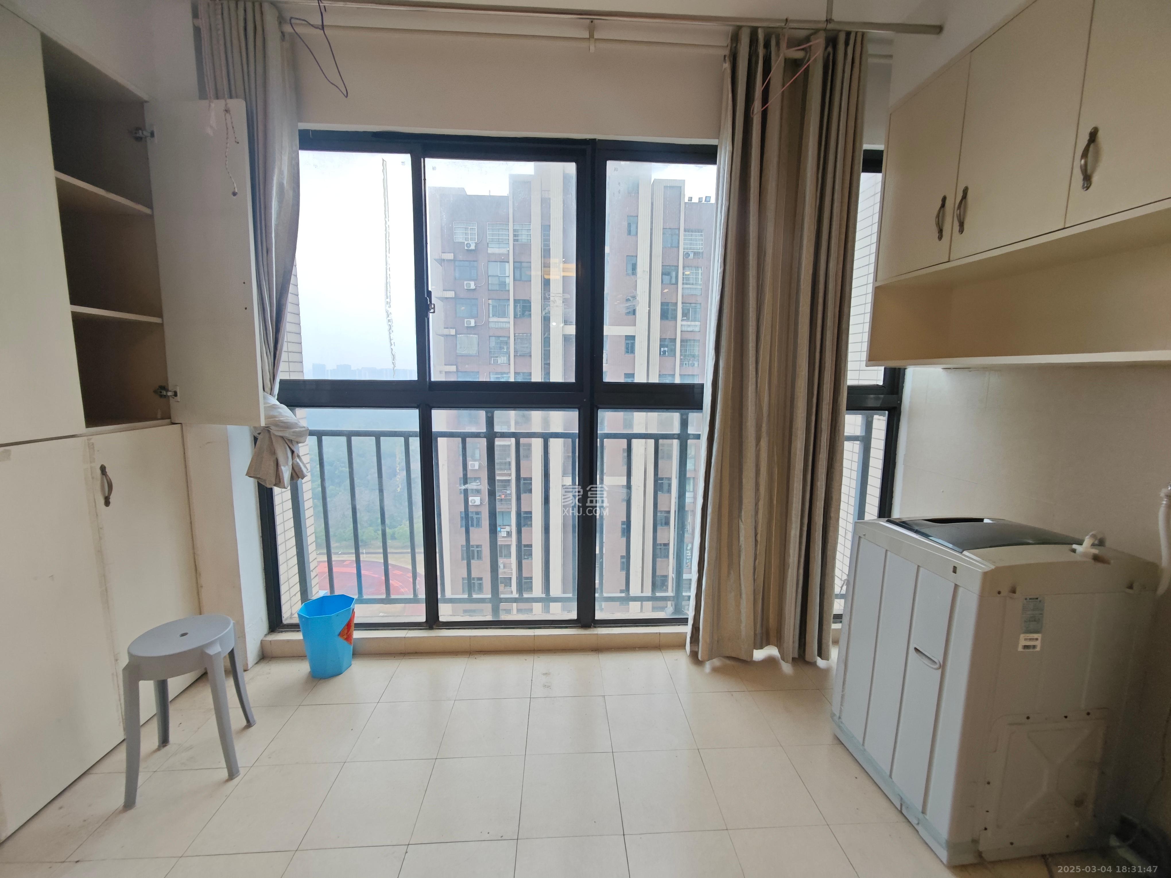 美利新世界  2室2厅1卫    2000.0元/月 美利新世界  2室2厅1卫    2000.0元/月室内图1