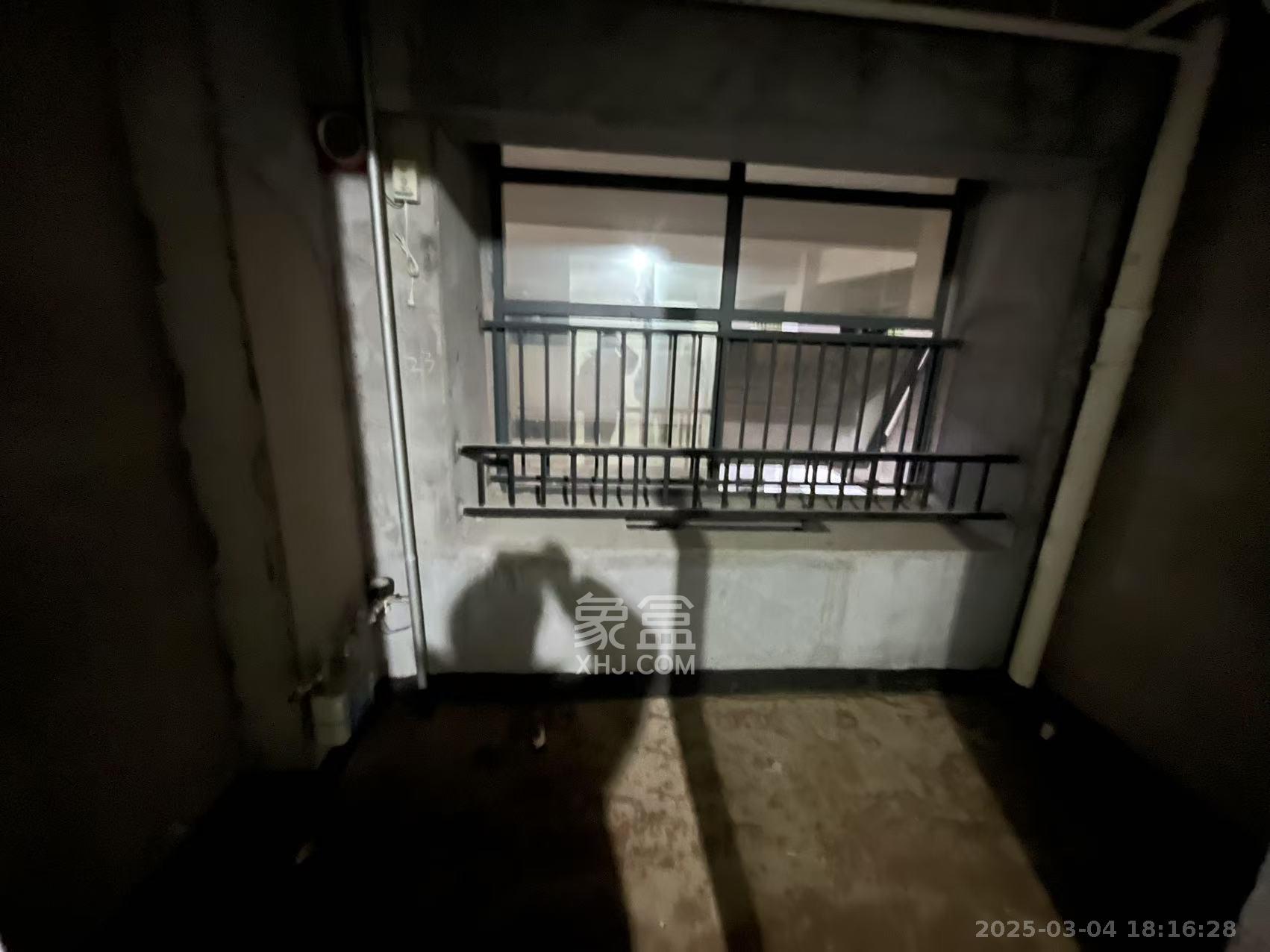 蓝湾国际广场  1室1厅1卫    1500.0元/月室内图