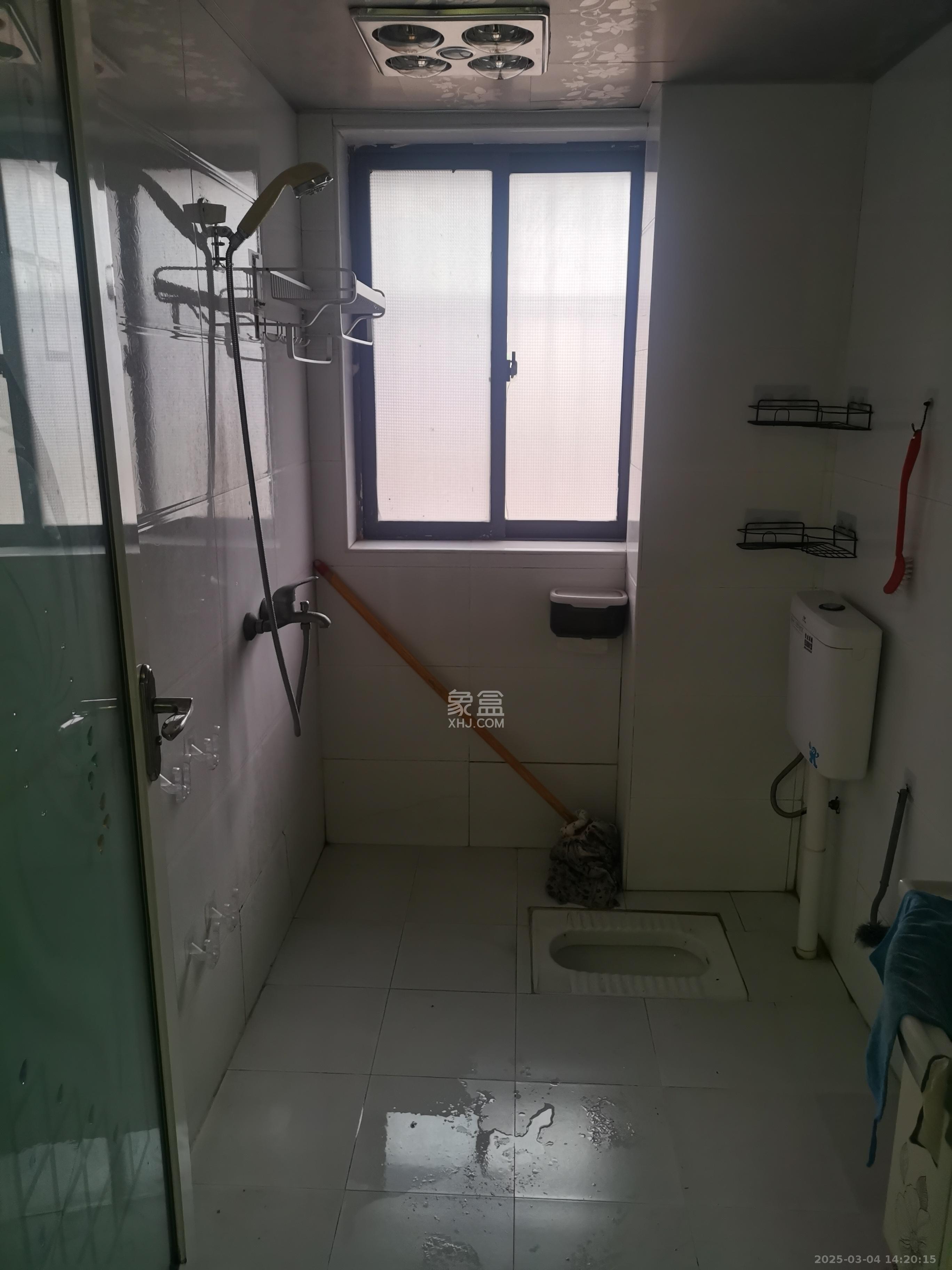 时代公馆  2室2厅1卫    2000.0元/月 时代公馆  2室2厅1卫    2000.0元/月室内图