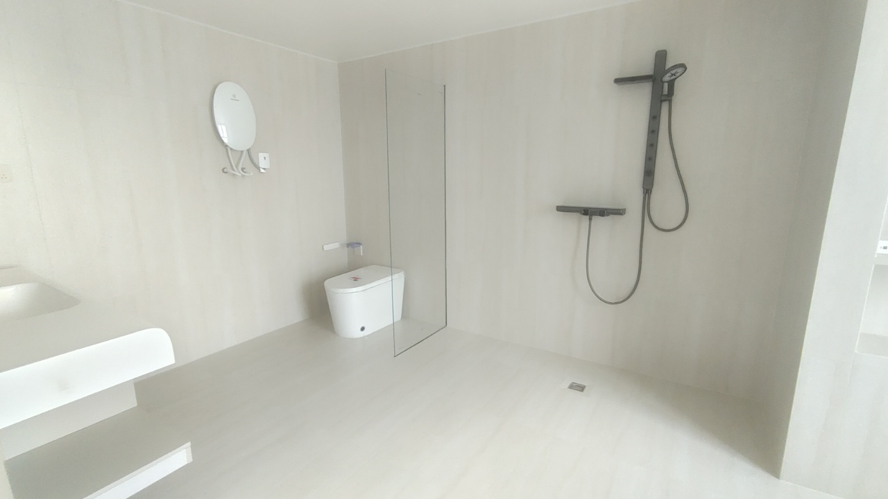 中铁银城江月 4室2厅2卫 9000.0元/月 中铁银城江月 4室2厅2卫 9000.0元/月室内图