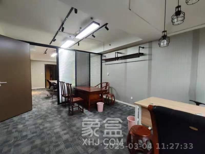 德思勤城市广场（宝格丽公寓）  1室1厅1卫   2600.00元/月