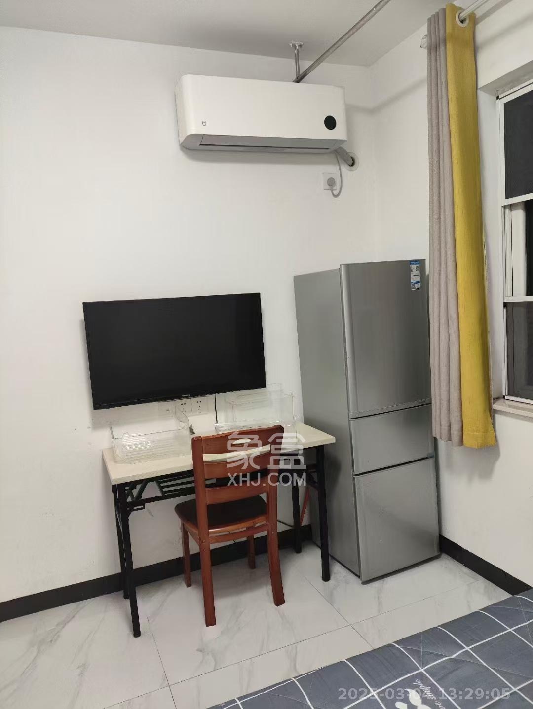 鑫利家园 1室1厅1卫 1300.0元/月 鑫利家园 1室1厅1卫 1300.0元/月室内图