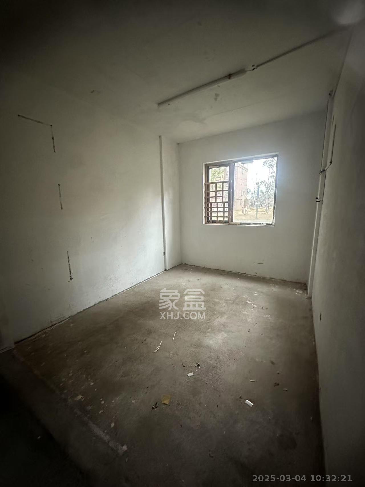 广悦星苑润园 4室2厅2卫 1500.0元/月 广悦星苑润园 4室2厅2卫 1500.0元/月室内图