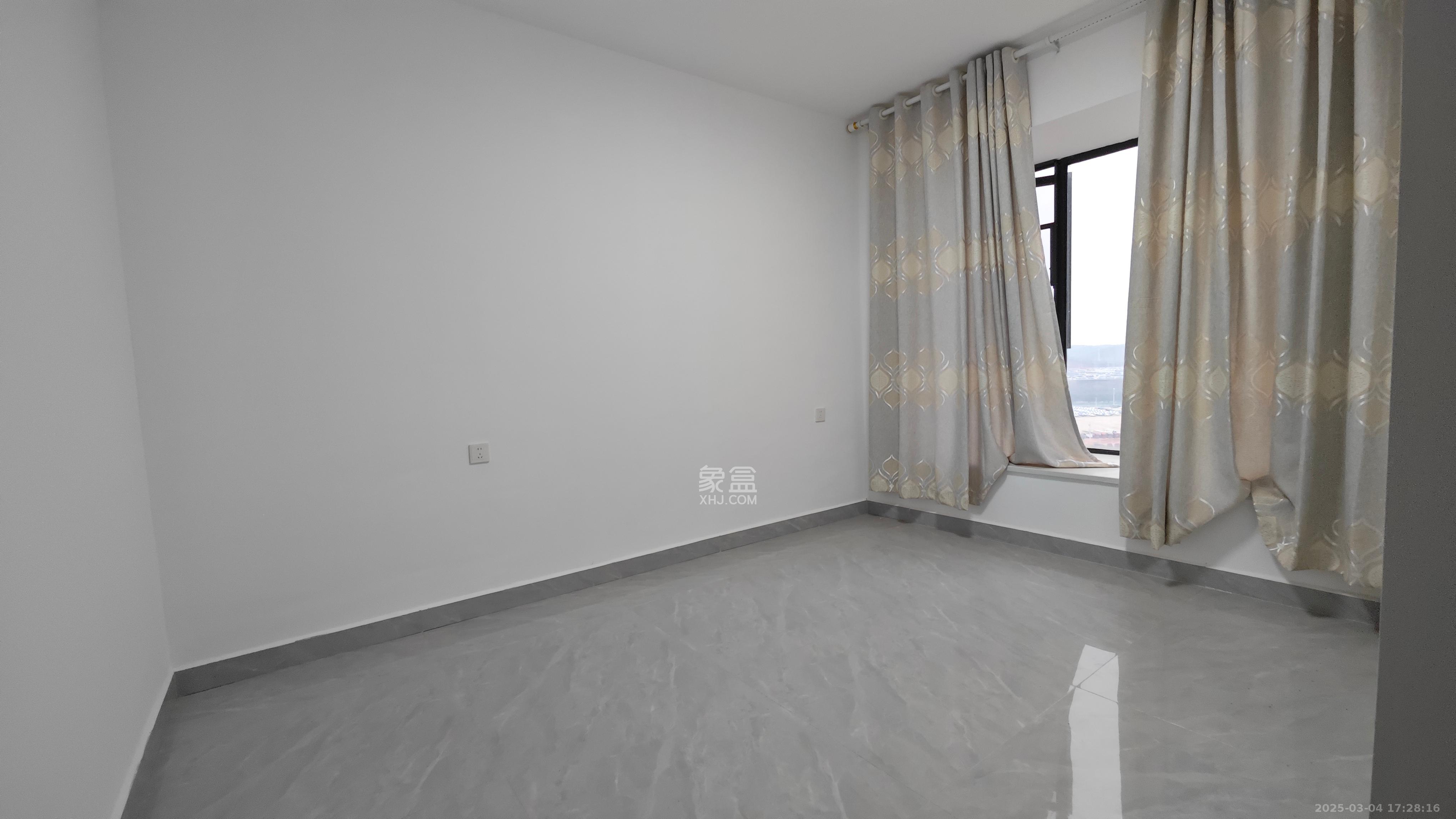 中建嘉和城  3室2厅1卫    2200.0元/月室内图