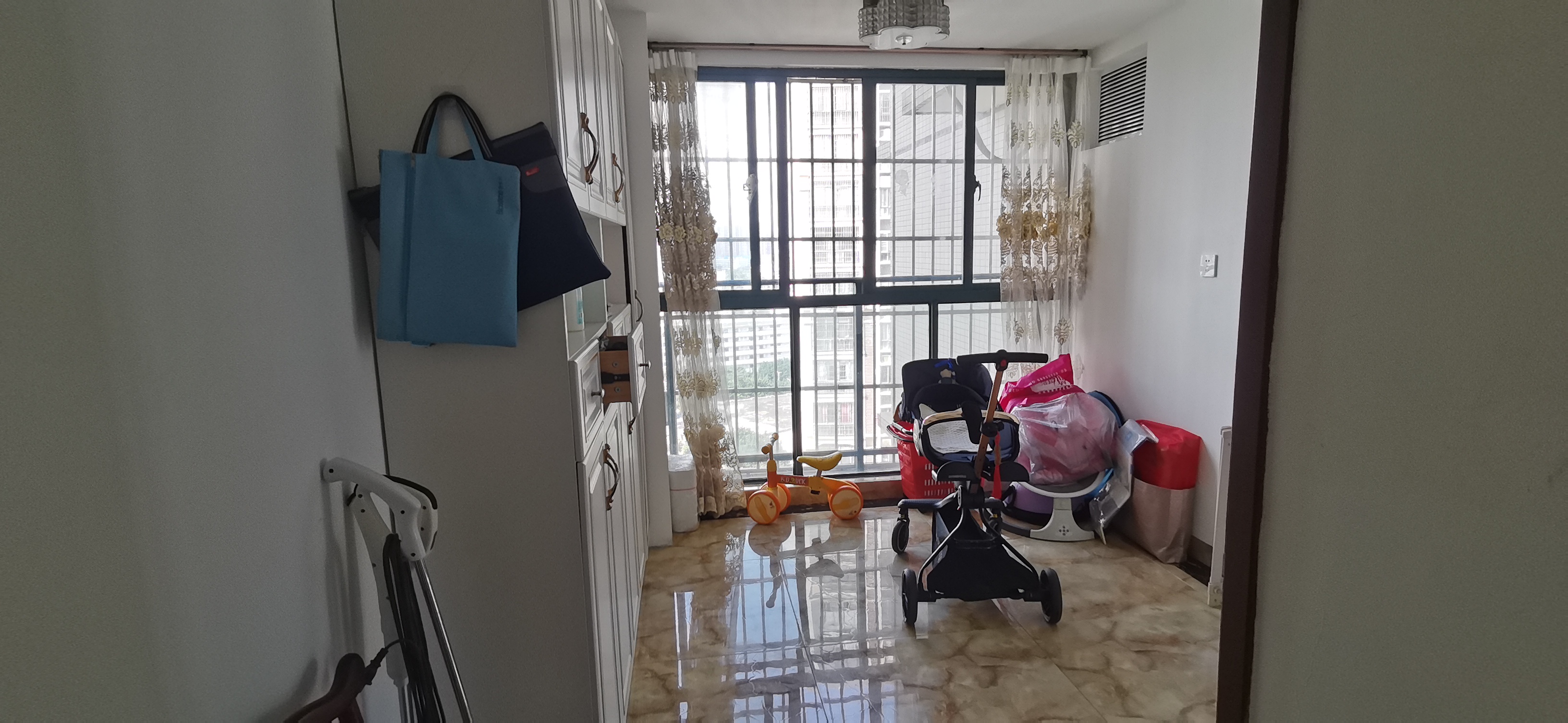 锦江丽都 3室2厅1卫 220.0万 锦江丽都 3室2厅1卫 220.0万室内图