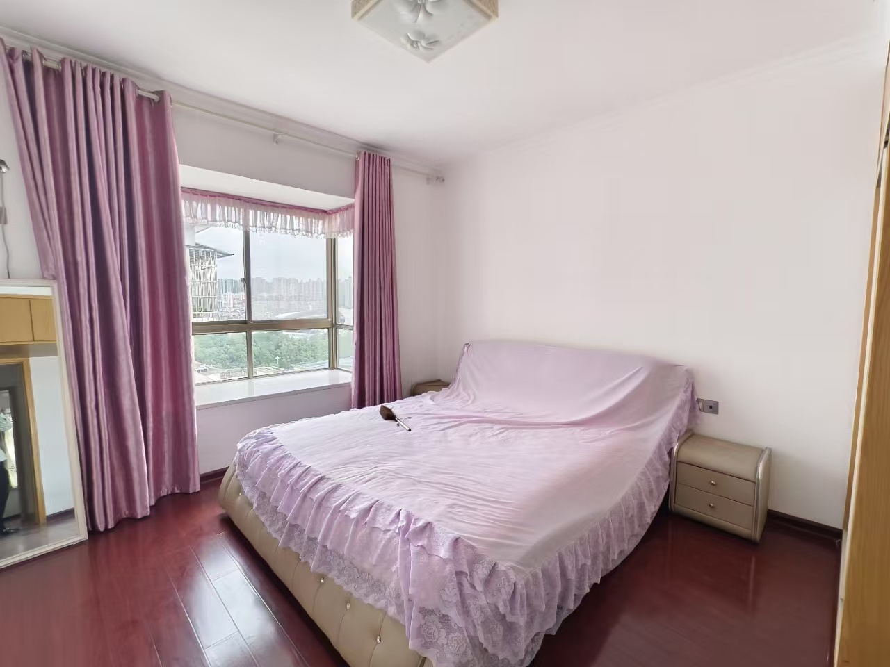 中电怡和苑 4室2厅2卫 1600.0元/月 中电怡和苑 4室2厅2卫 1600.0元/月室内图