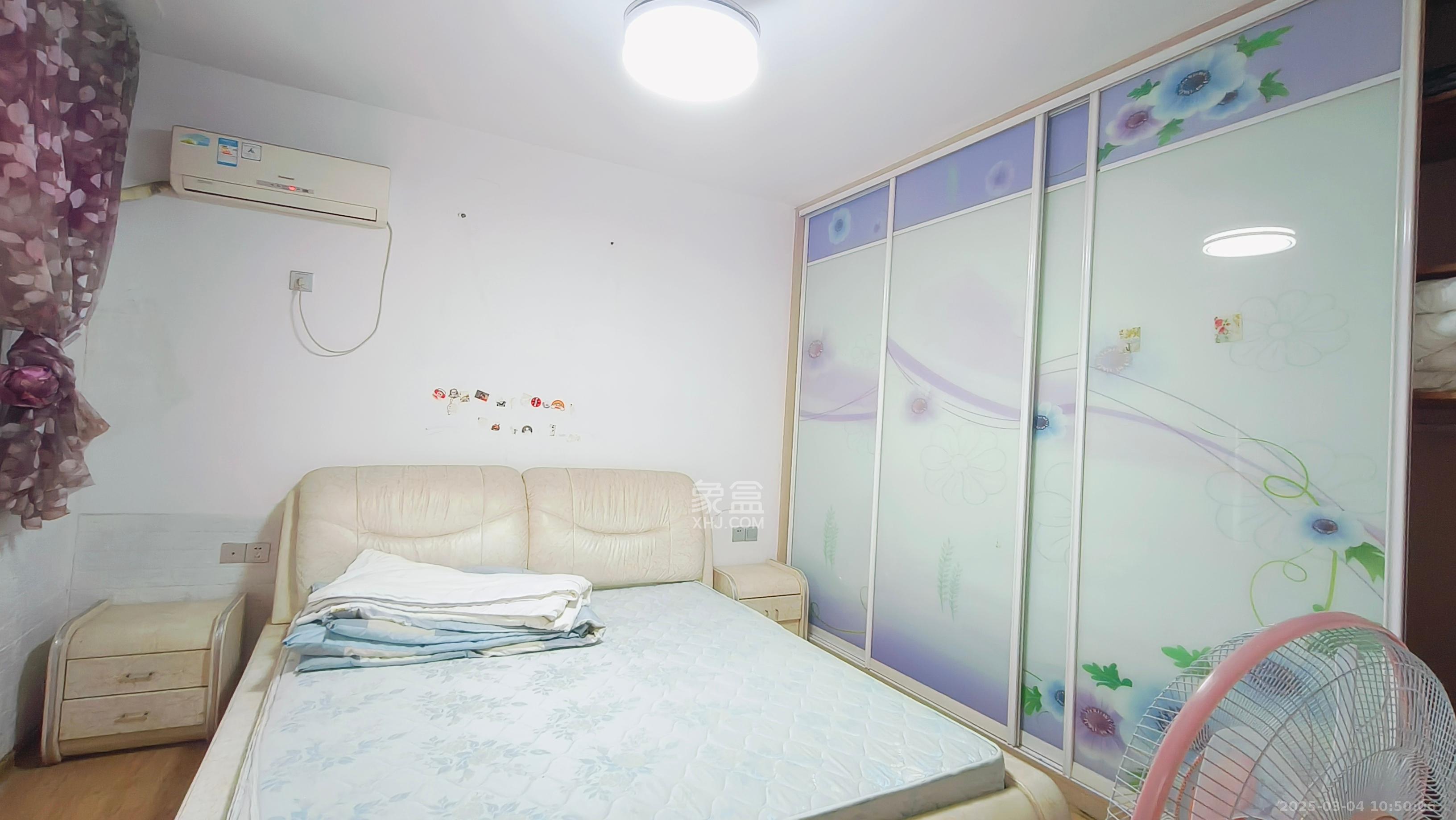 高林金三华邸 2室1厅1卫 1500.0元/月 高林金三华邸 2室1厅1卫 1500.0元/月室内图