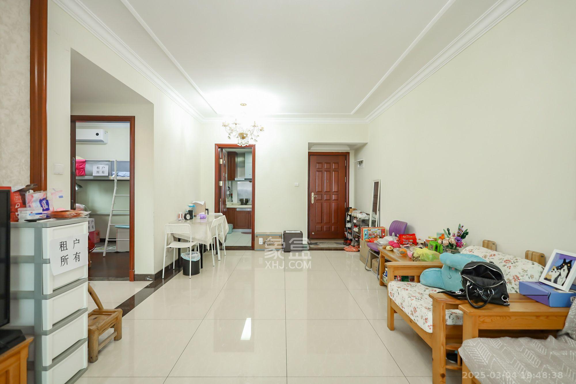 恒大华府  2室2厅1卫    2200.0元/月 恒大华府  2室2厅1卫    2200.0元/月室内图