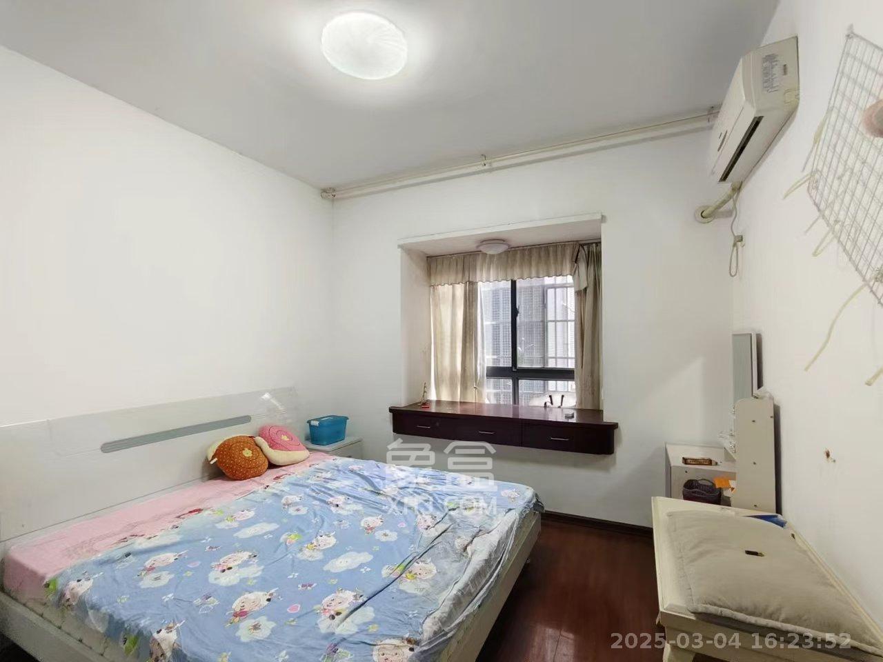 湘江国际  4室2厅2卫   1580.00元/月室内图