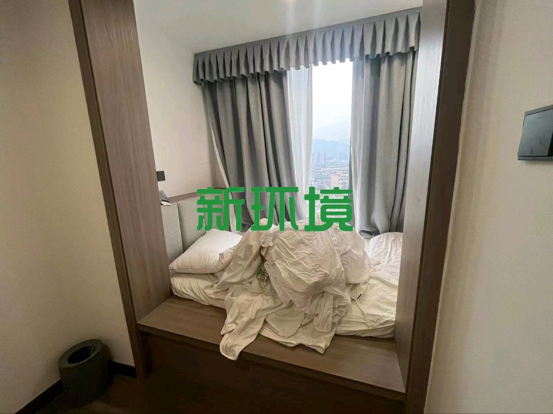 盛达佳苑  3室2厅2卫   64.80万客厅