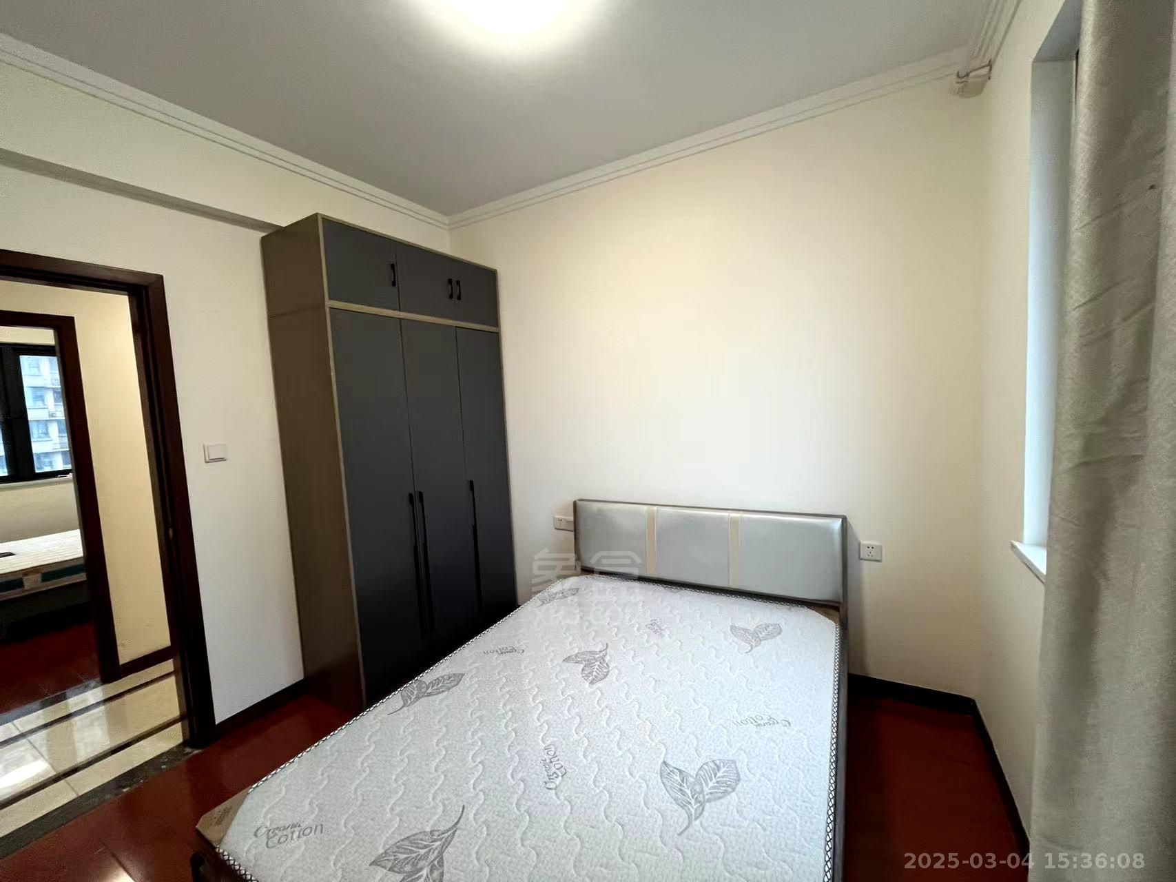 中建玥熙台  4室2厅2卫   2300.00元/月室内图
