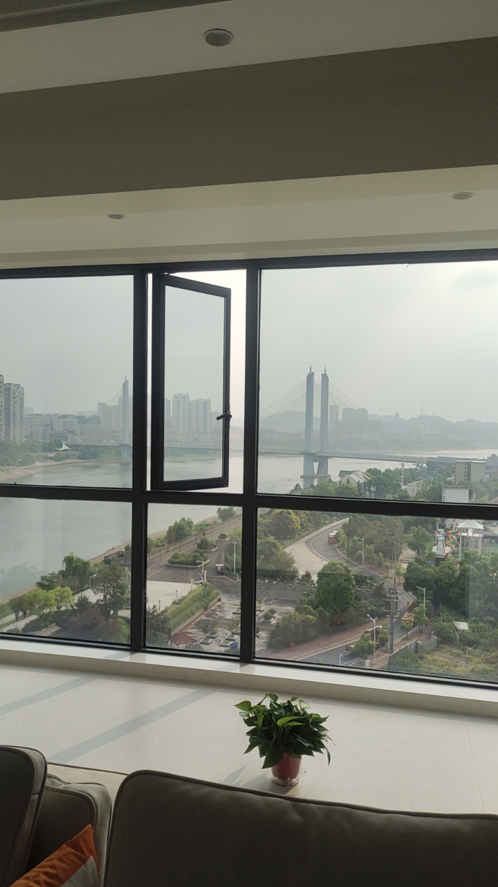 中铁银城江月 4室2厅2卫 9000.0元/月 中铁银城江月 4室2厅2卫 9000.0元/月室内图