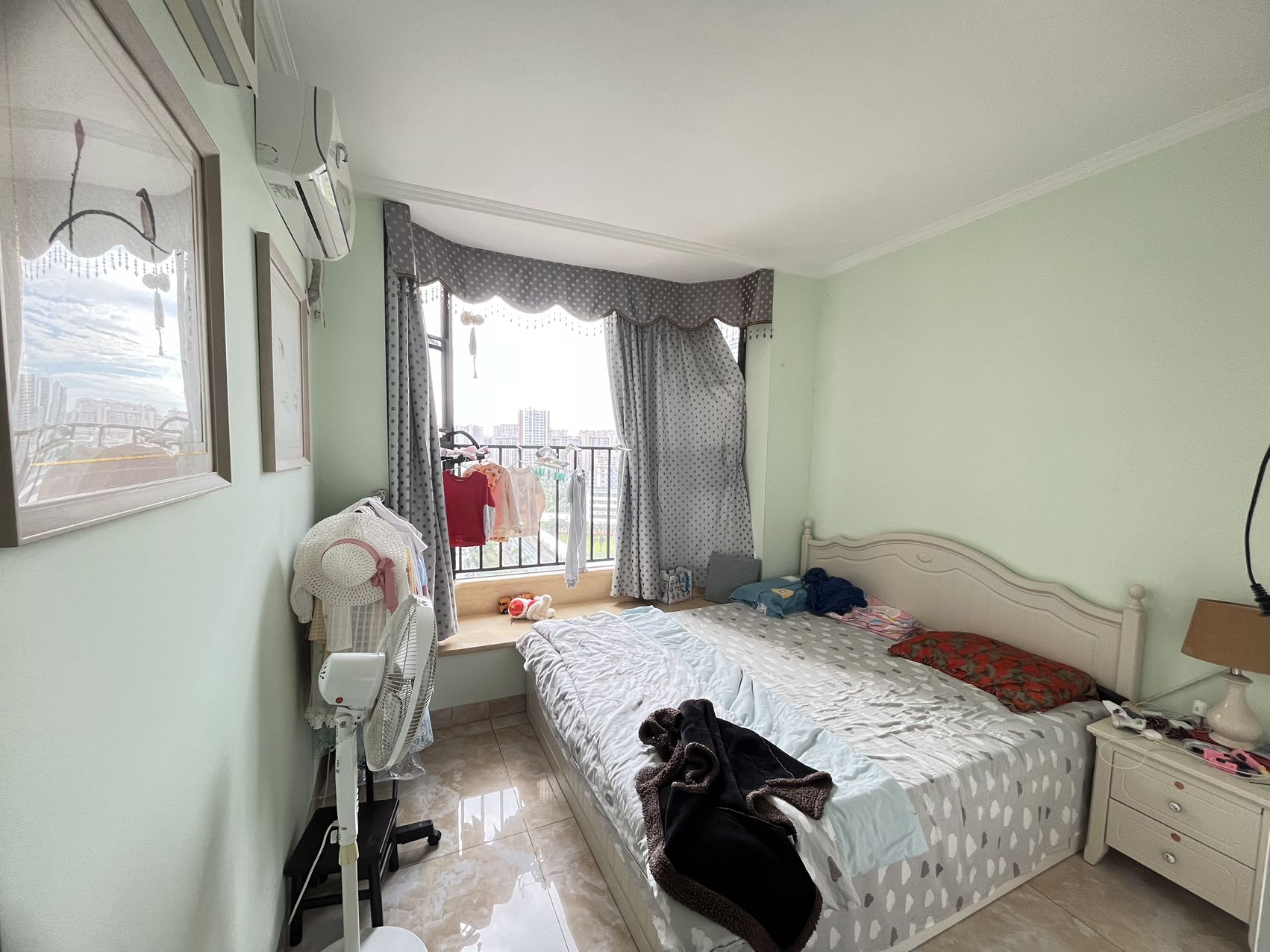 滨江帝景二期(三期) 3室2厅2卫 185.0万 滨江帝景二期(三期) 3室2厅2卫 185.0万室内图