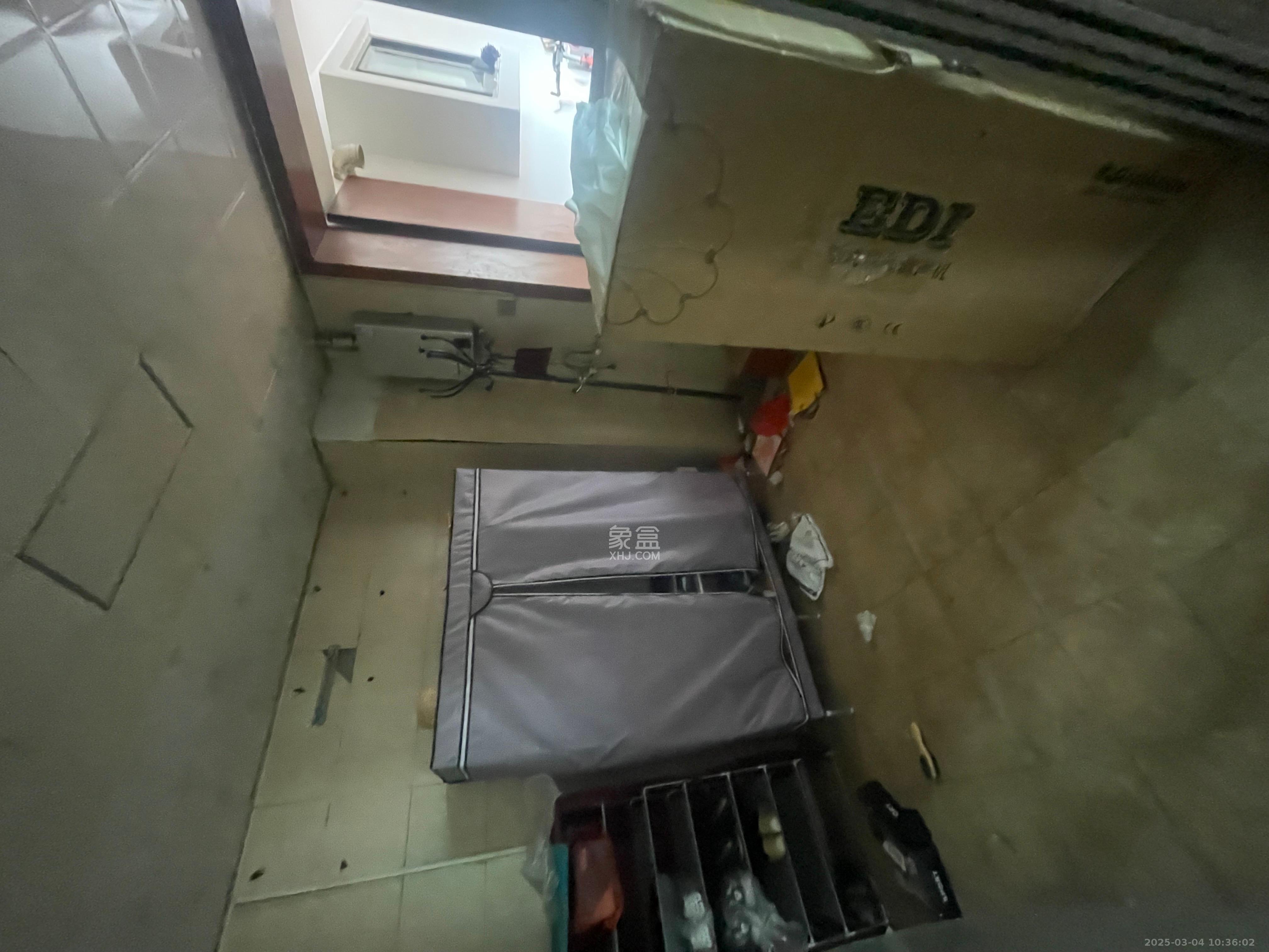 桐荫里社区  1室0厅0卫    12000.0元/月室内图