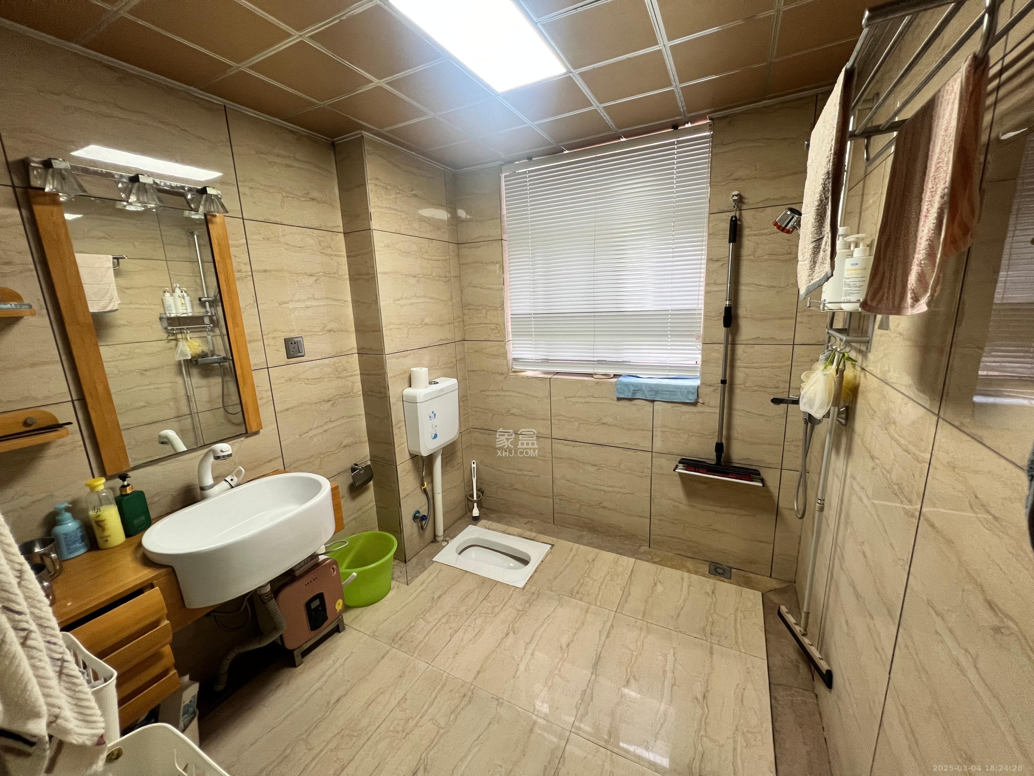 富兴嘉城(富兴汇中央) 4室2厅1卫 3500.0元/月 富兴嘉城(富兴汇中央) 4室2厅1卫 3500.0元/月室内图