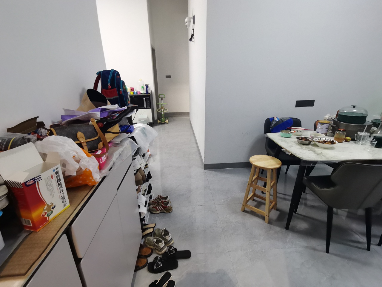 恒大绿洲  3室2厅2卫   2500.00元/月室内图