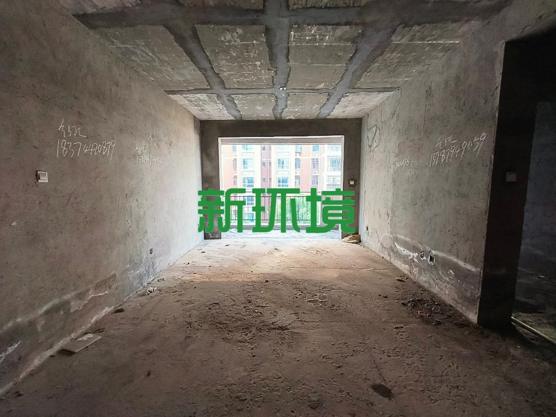 东方明珠 2室2厅1卫 38.8万 东方明珠 2室2厅1卫 38.8万客厅