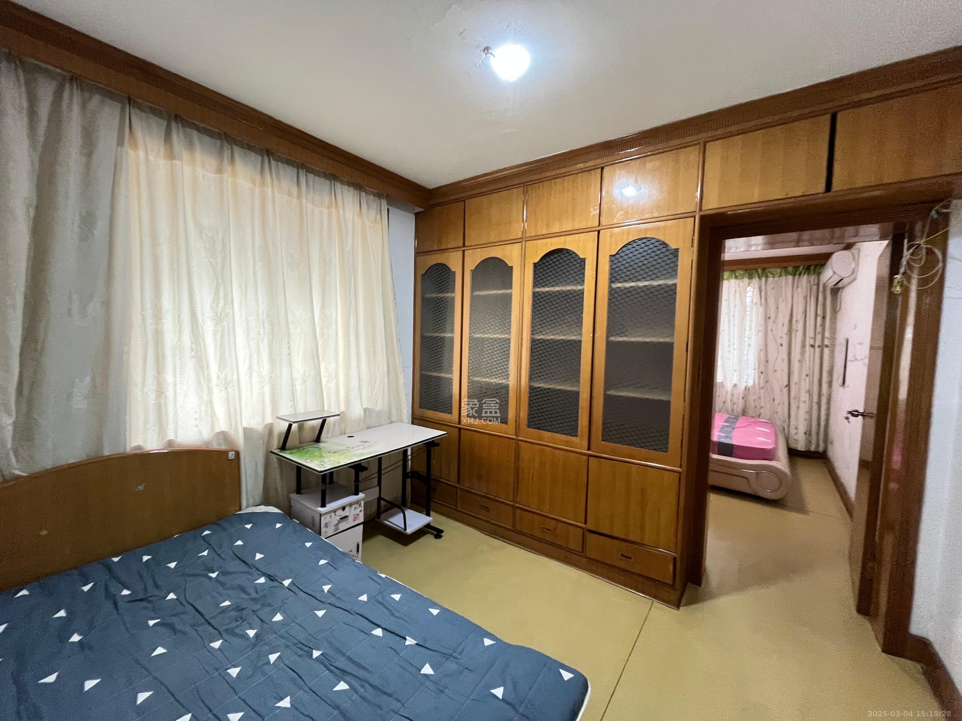 中建五局信和苑三区  3室2厅1卫   1600.00元/月室内图