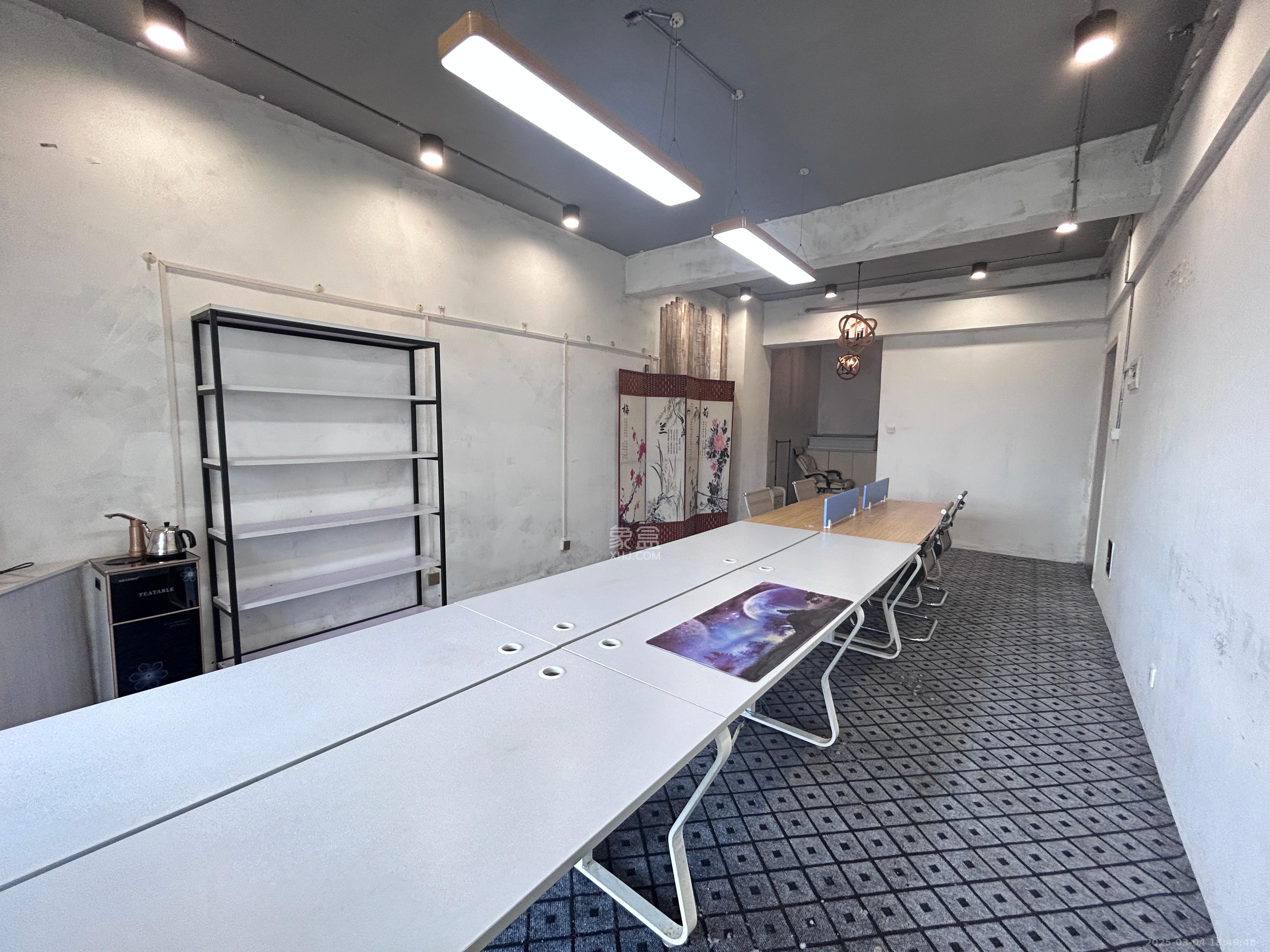 恒泰广场  1室1厅1卫   2200.00元/月室内图