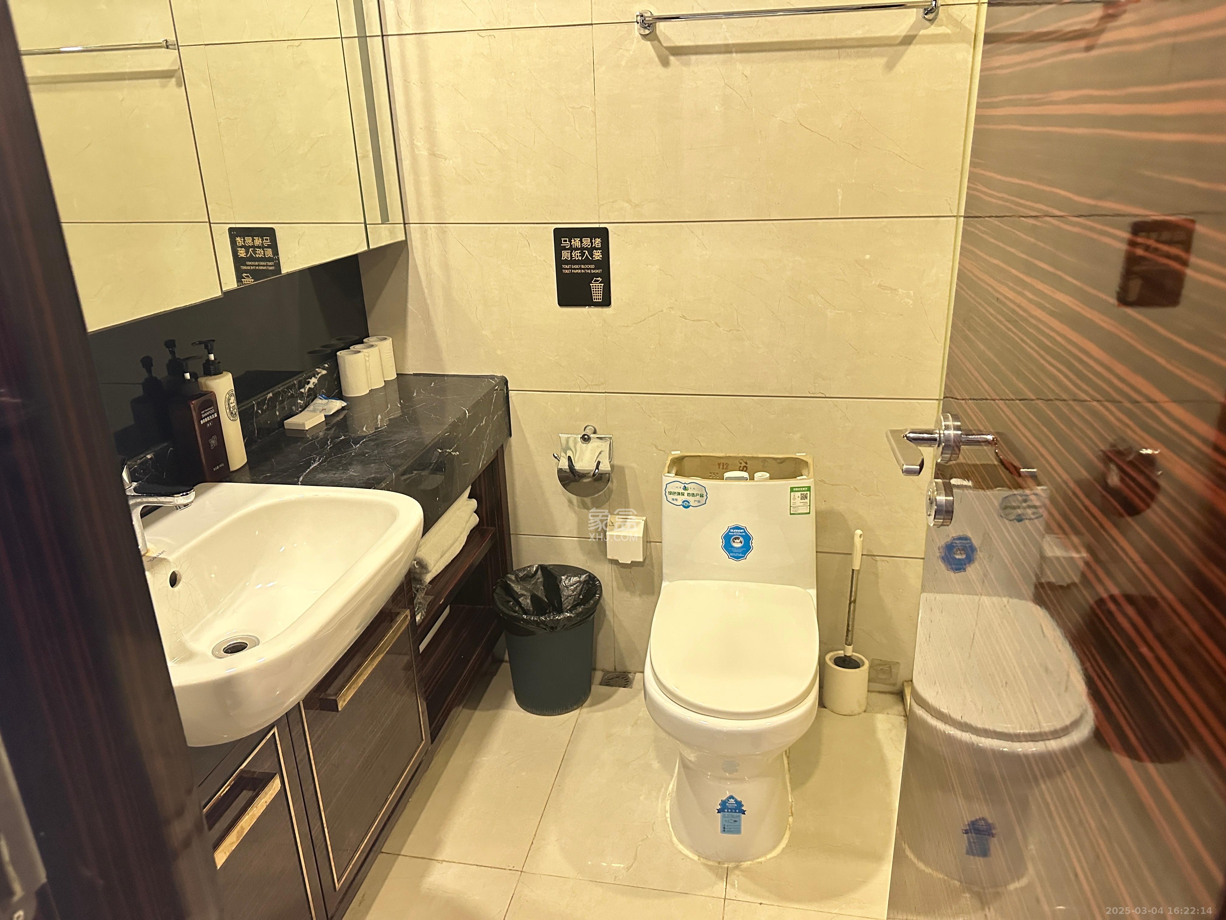 保利国际广场 1室1厅1卫 2600.0元/月 保利国际广场 1室1厅1卫 2600.0元/月室内图