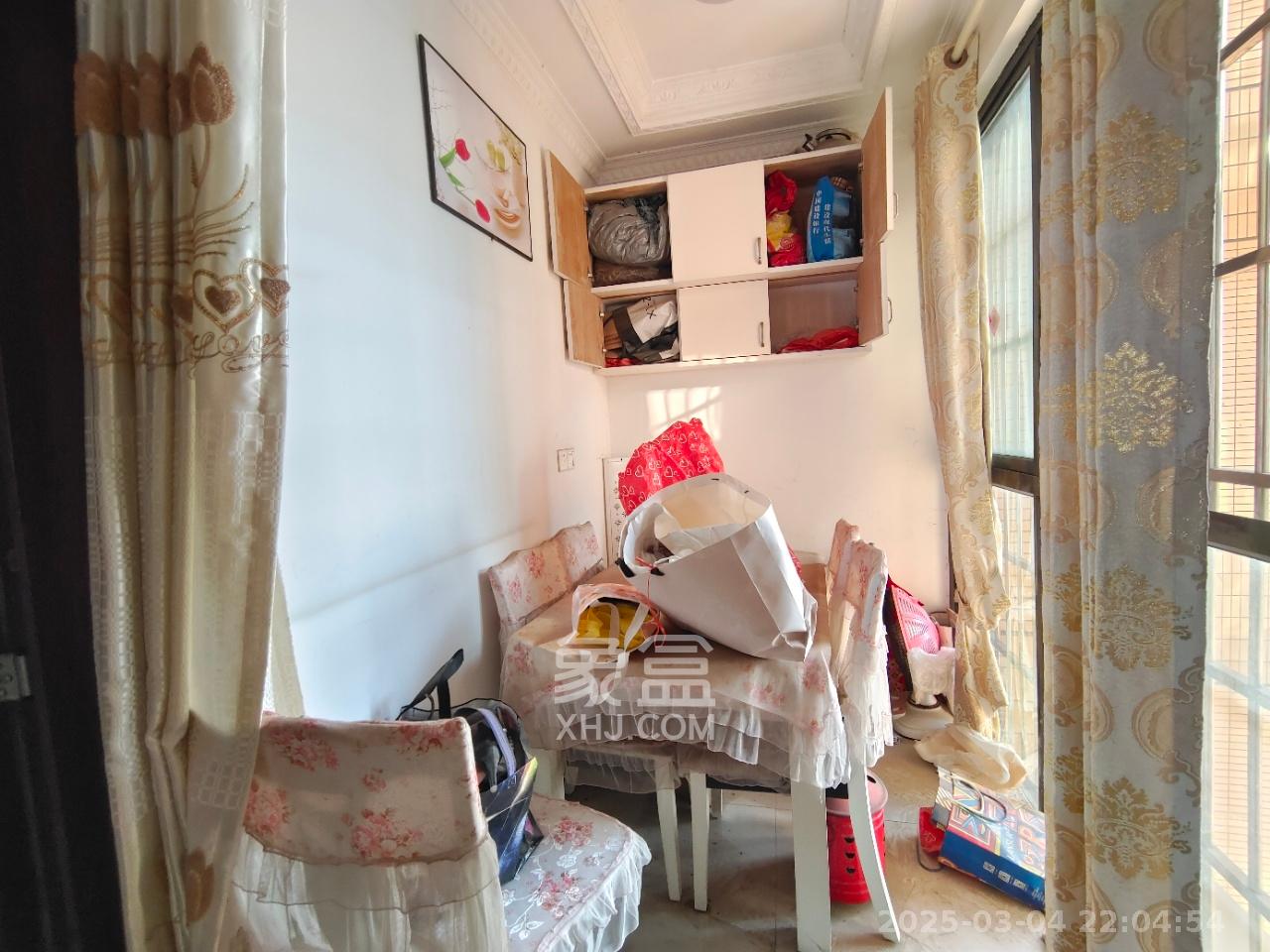 七里香榭 3室2厅2卫 2200.0元/月 七里香榭 3室2厅2卫 2200.0元/月室内图