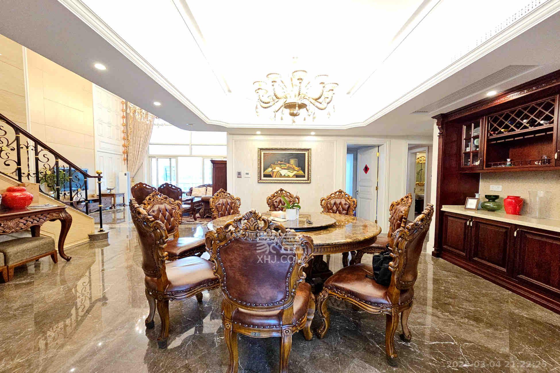 运达中央广场一、二期 7室3厅6卫 38000.0元/月 运达中央广场一、二期 7室3厅6卫 38000.0元/月室内图