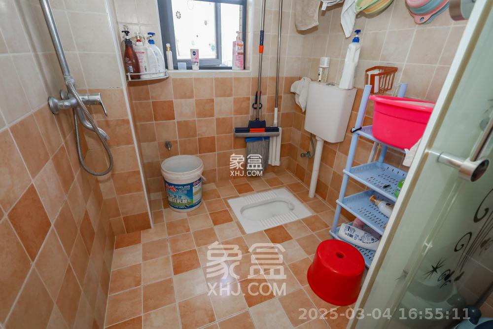 胜家雅苑  3室2厅1卫    2700.0元/月室内图
