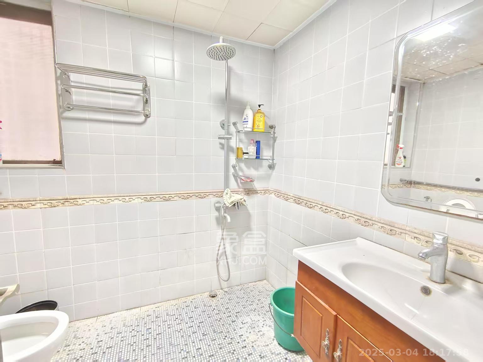 银洲公寓 2室2厅1卫 2300.0元/月 银洲公寓 2室2厅1卫 2300.0元/月室内图