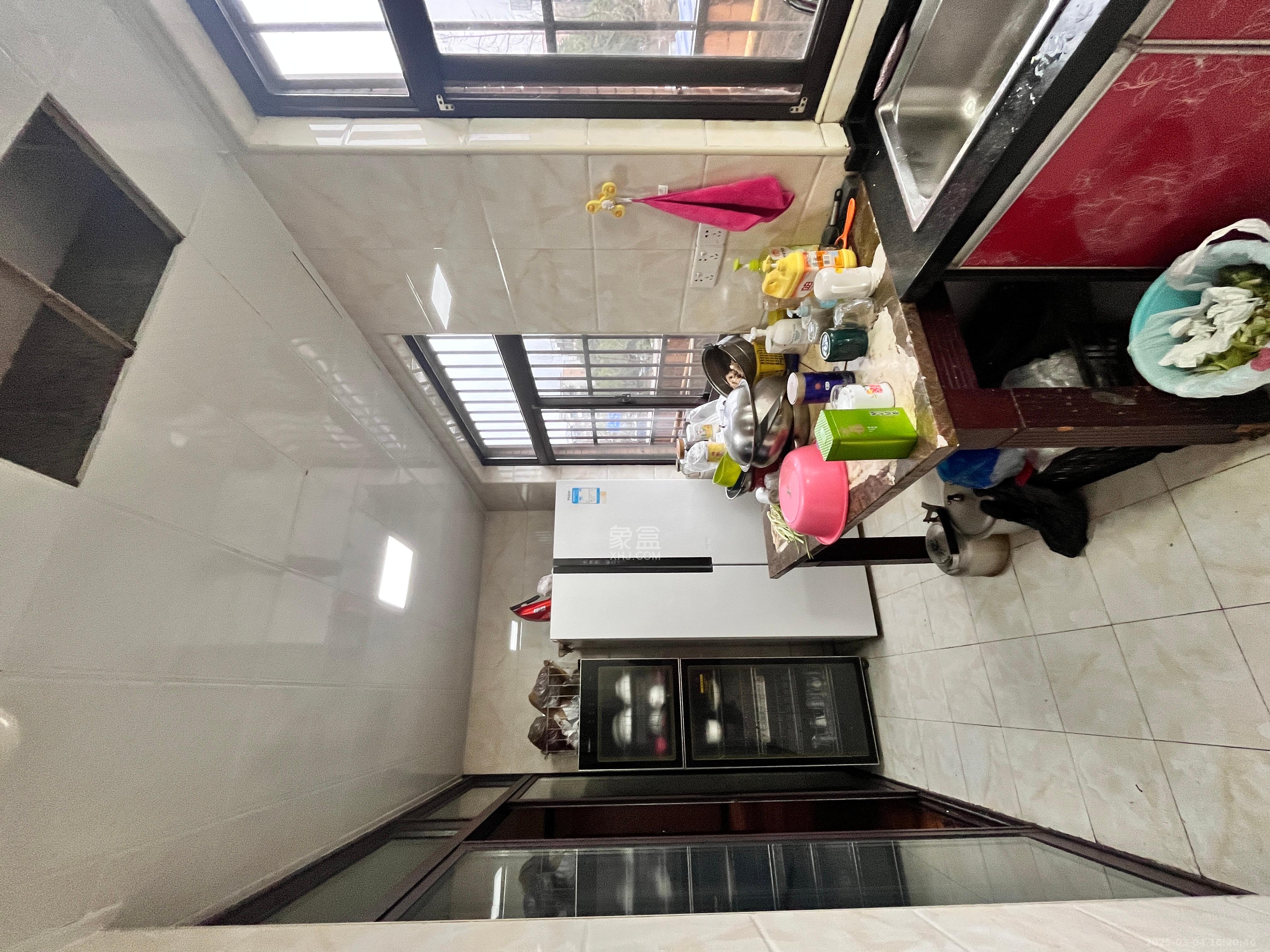 三景华御 3室2厅1卫 2000.0元/月 三景华御 3室2厅1卫 2000.0元/月室内图