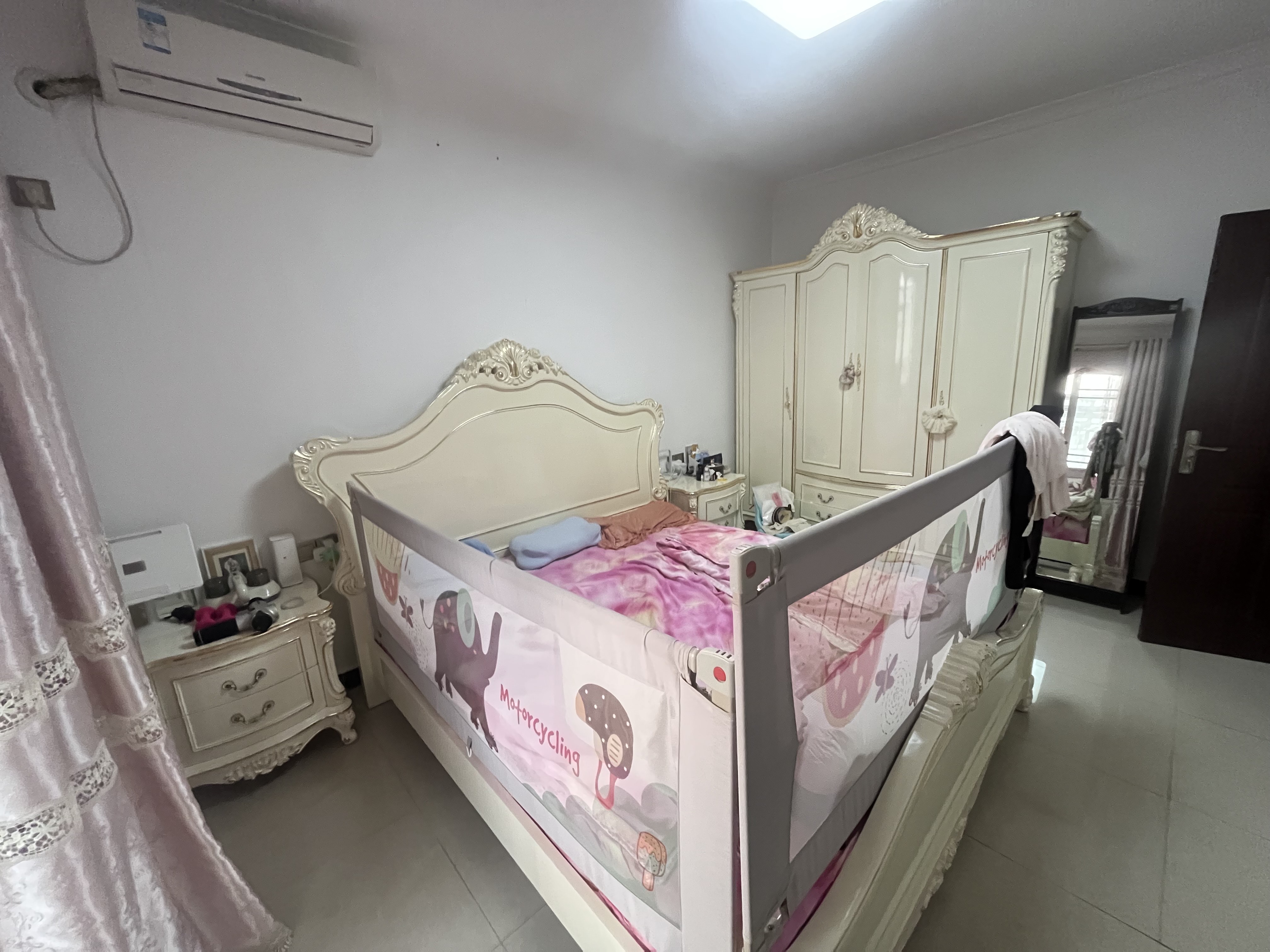 天龙阁 3室2厅2卫 107.8万 天龙阁 3室2厅2卫 107.8万客厅