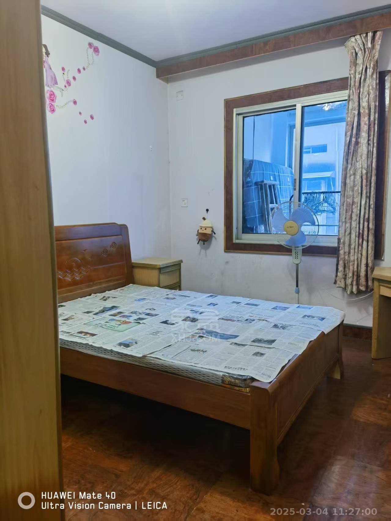 人大宿舍 4室2厅1卫 1800.0元/月 人大宿舍 4室2厅1卫 1800.0元/月室内图