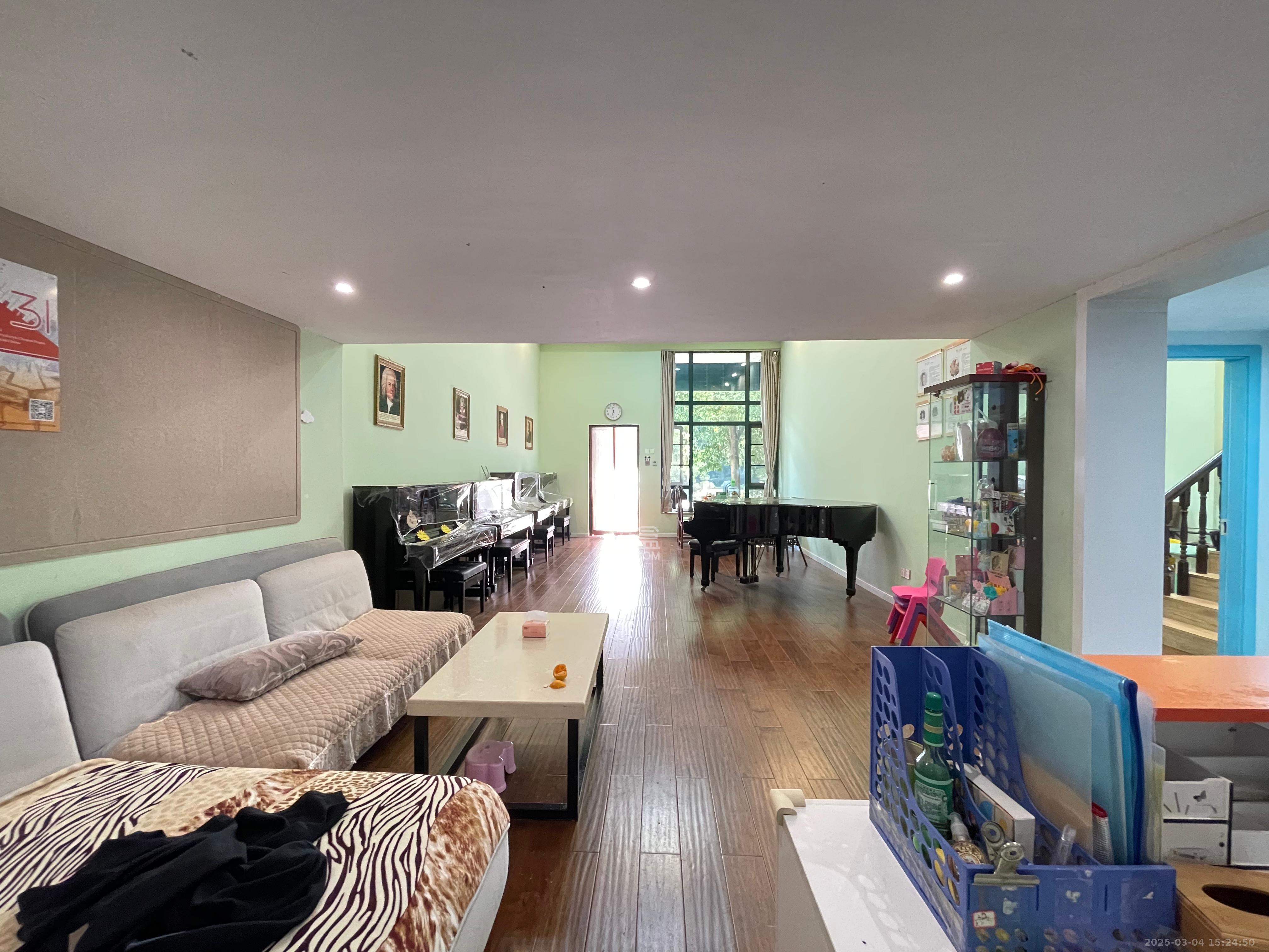 恒大名都 6室2厅3卫 4500.0元/月 恒大名都 6室2厅3卫 4500.0元/月室内图