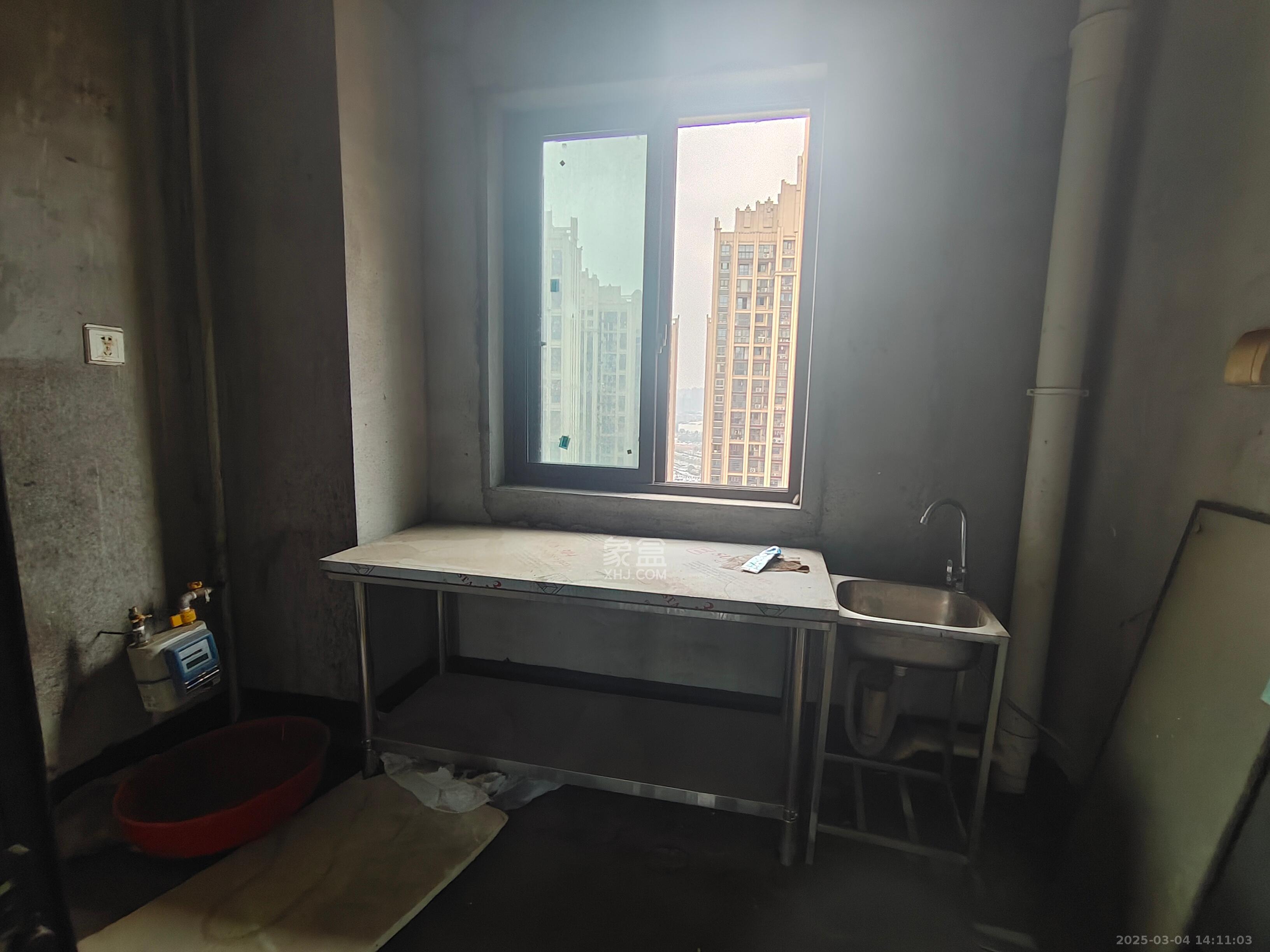 东方美地 3室2厅2卫 1800.0元/月 东方美地 3室2厅2卫 1800.0元/月室内图