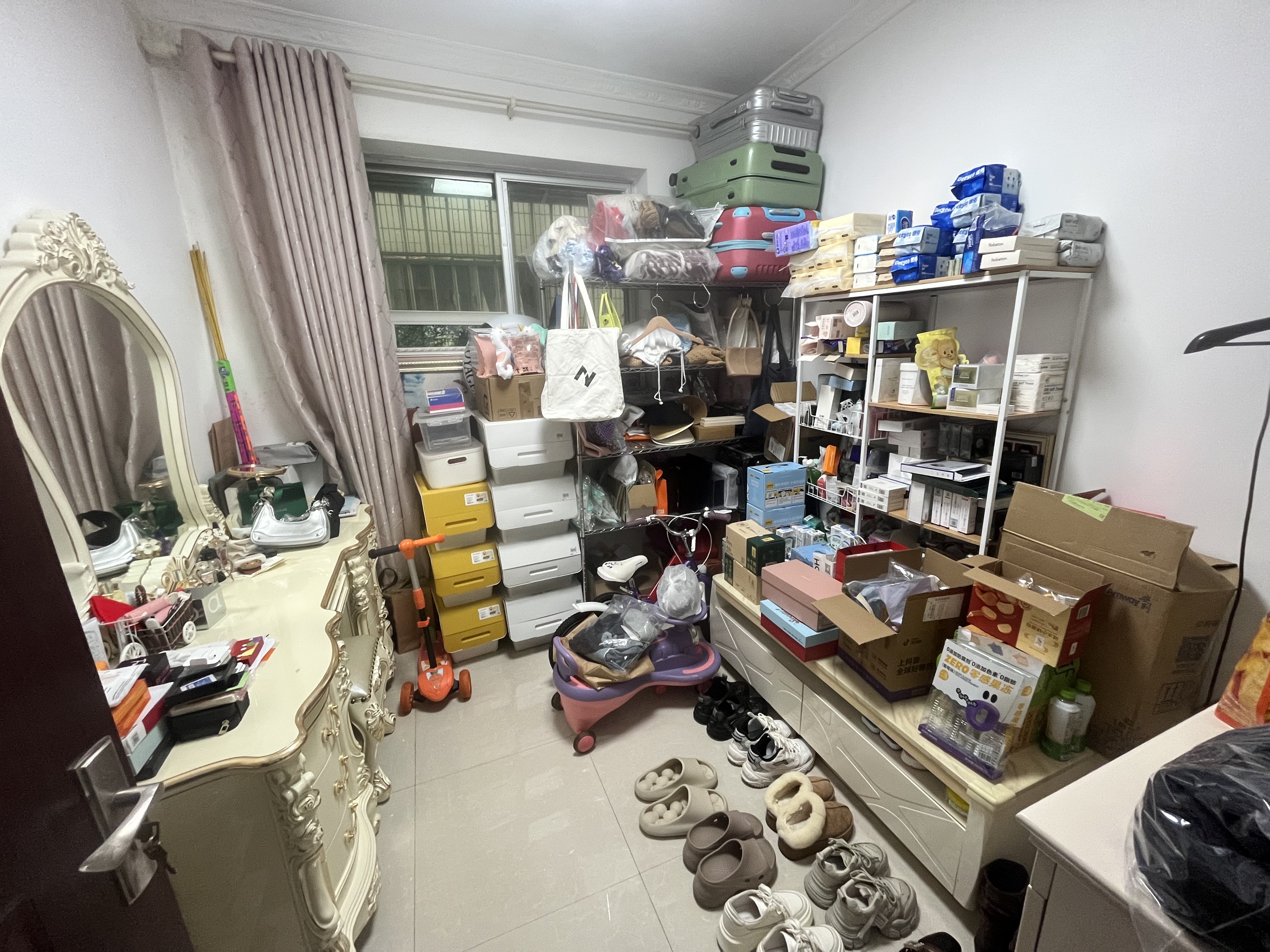 天龙阁 3室2厅2卫 107.8万 天龙阁 3室2厅2卫 107.8万客厅