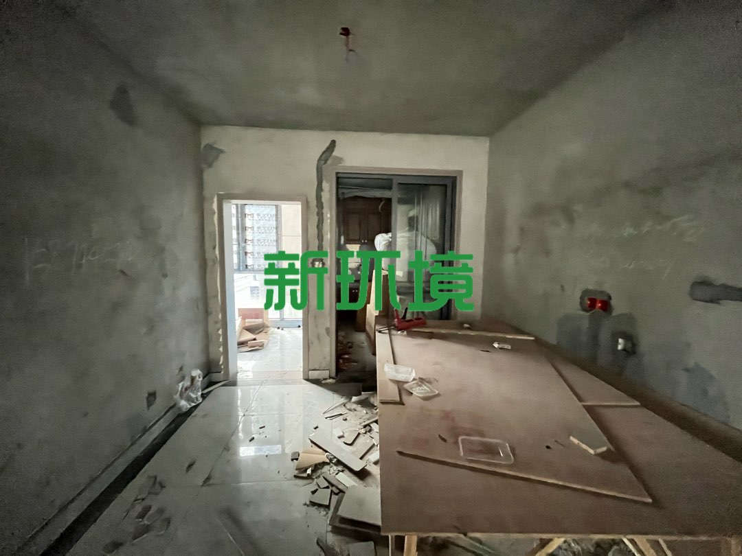 天健佳苑  3室2厅2卫   77.80万客厅