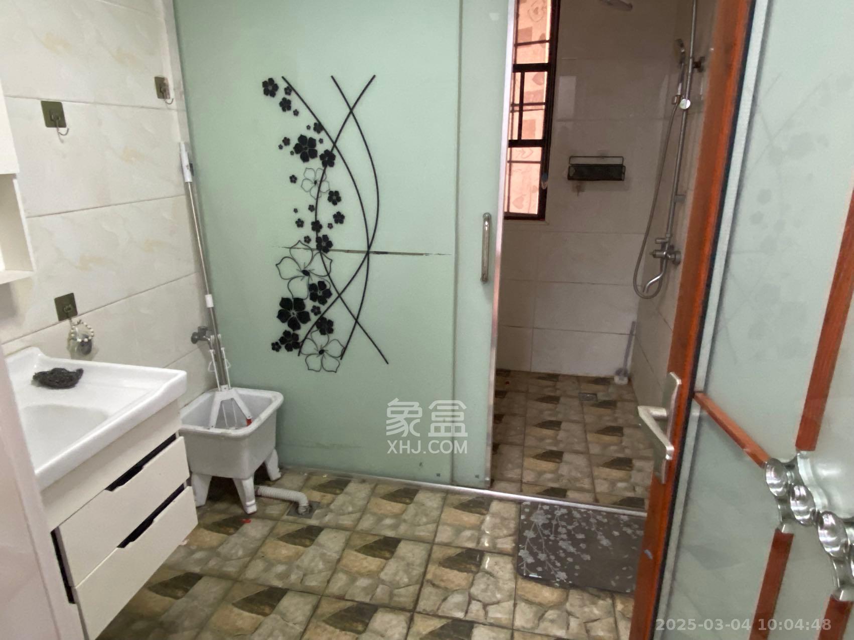 宏聚地中海  3室2厅1卫   2400.00元/月室内图